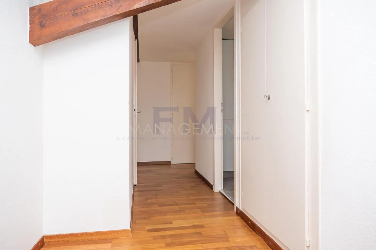 Stadtzentrum - Wohnung - Boulevard Helvétique - 3.5 Zimmer im 5. Stock - Foto 5 von 13