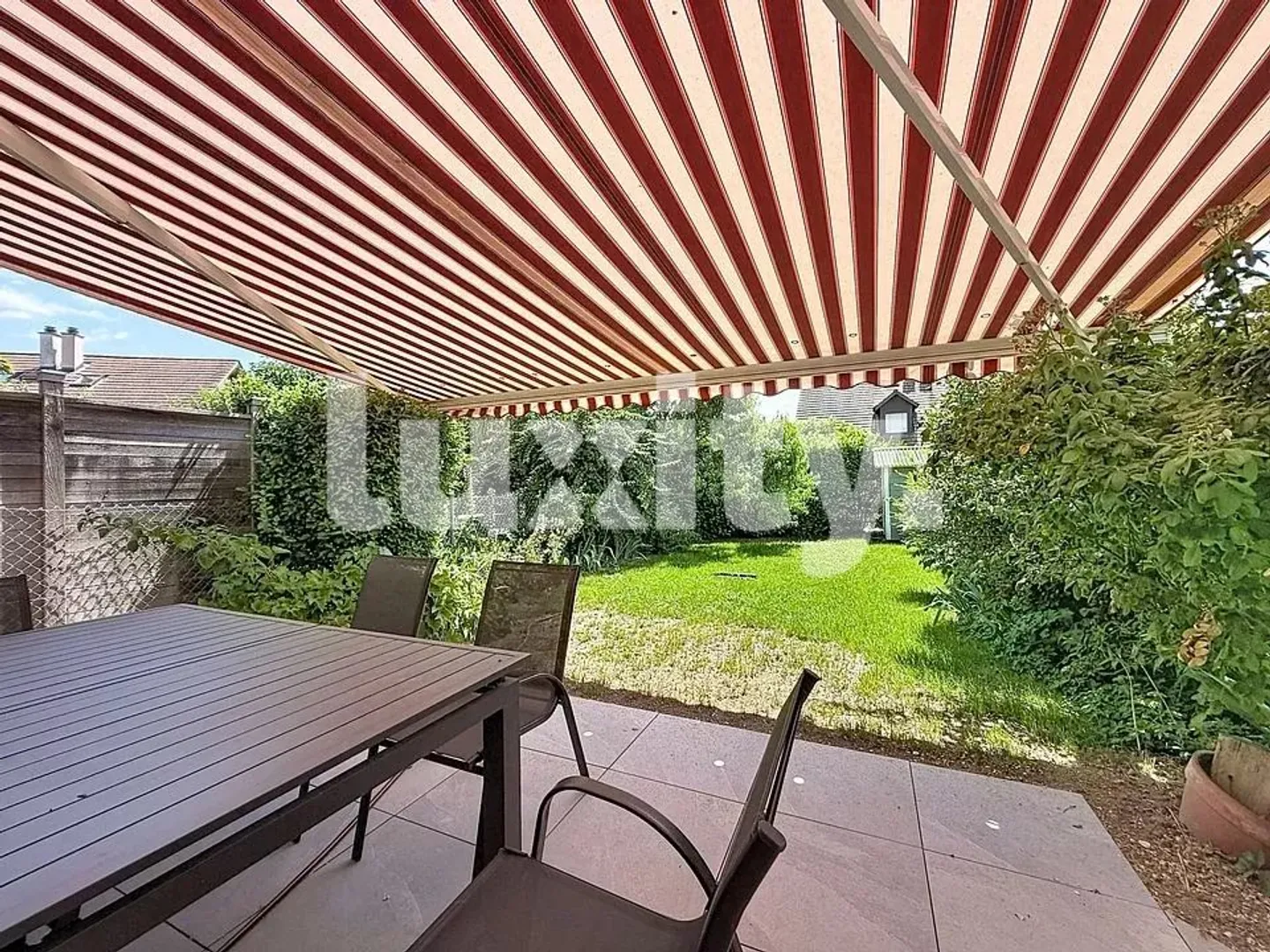 Charmantes Einfamilienhaus in Gland - Foto 1 von 8