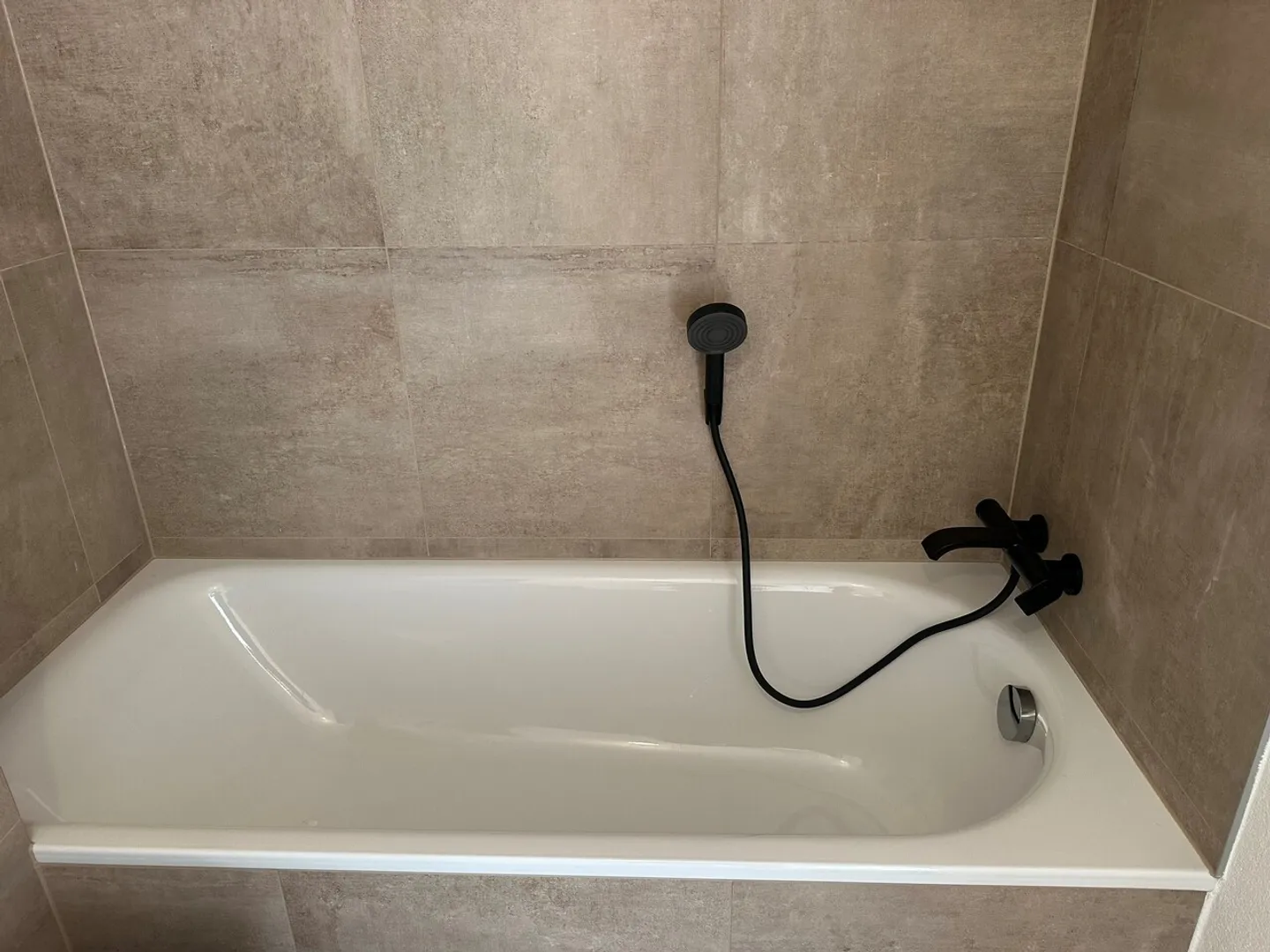 New Apartment - Photo 12 of 15