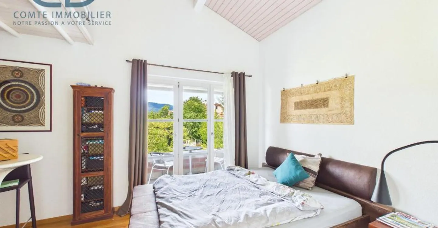 6.5 Room House - Photo 7 of 13
