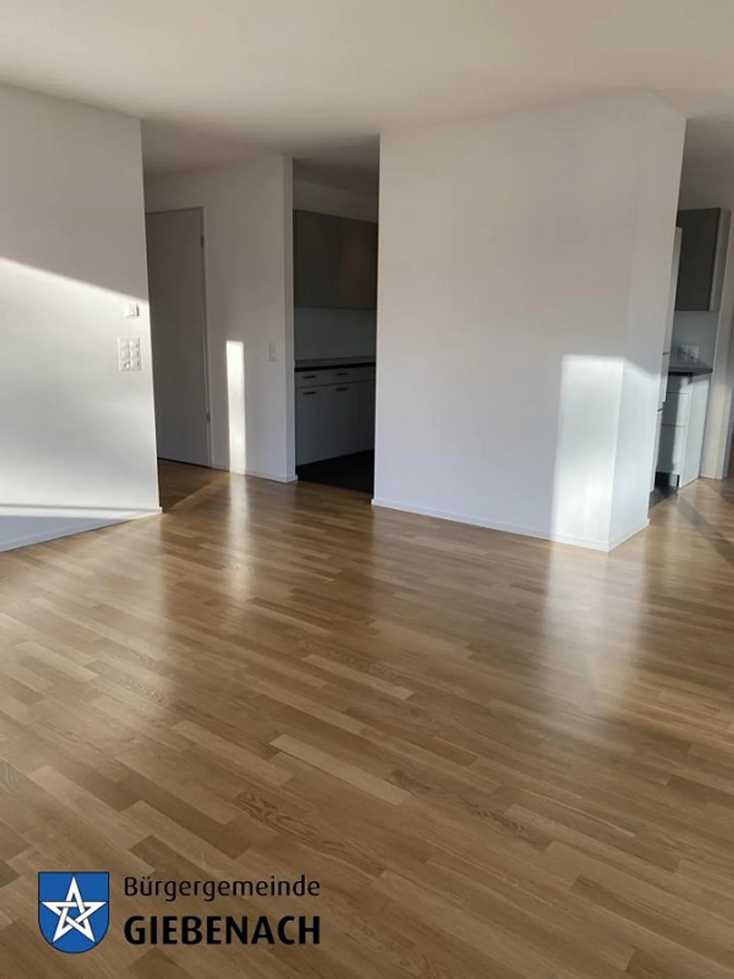 Geräumige 4.5 Zimmerwohnung - Foto 5 von 15
