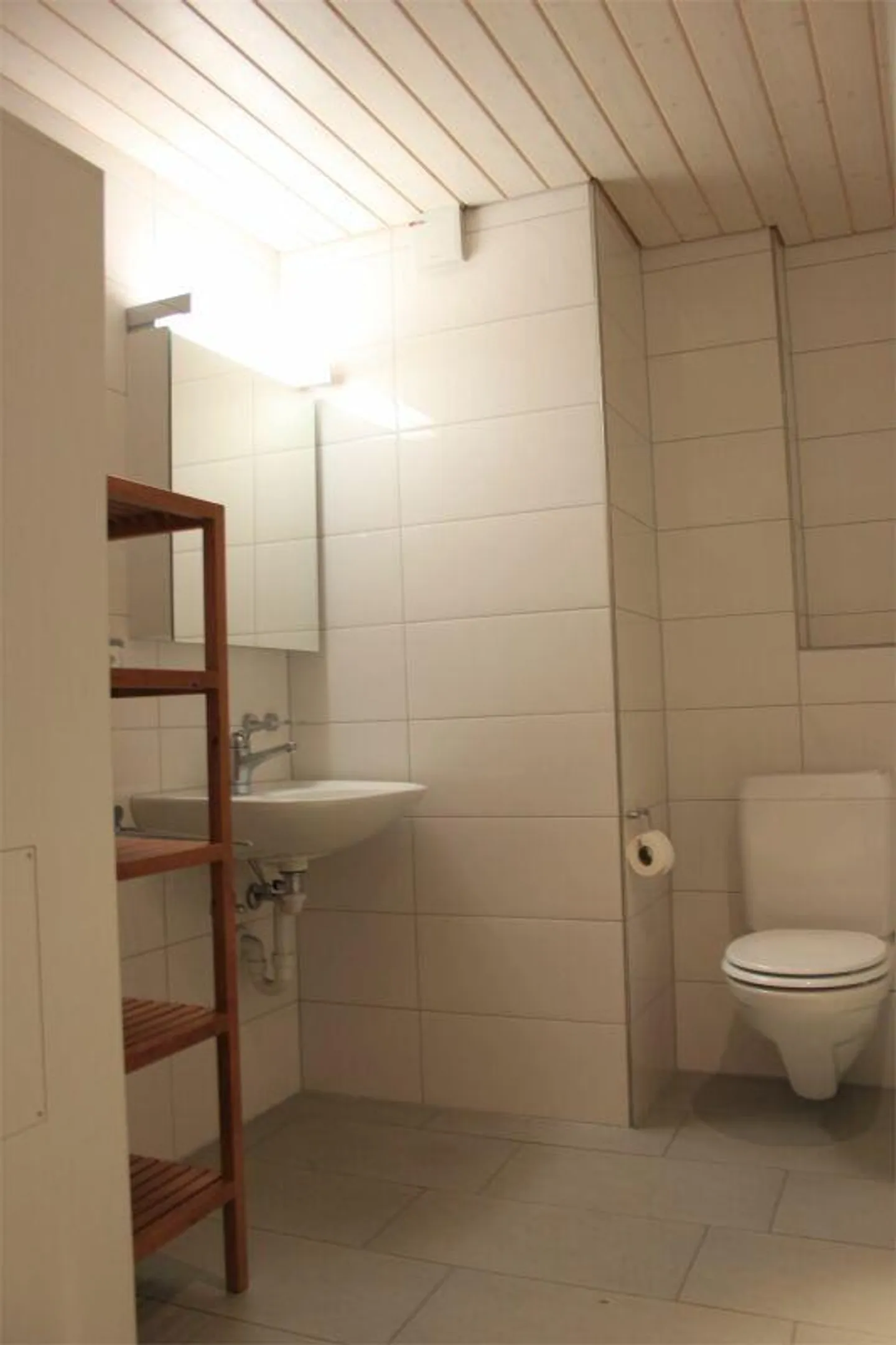 Grande appartement de 2,5 pièces au centre d'Altstätten - Photo 7 sur 9