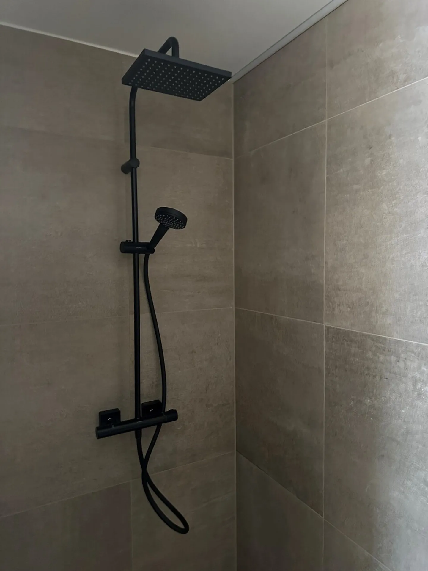 New Apartment - Photo 10 of 15