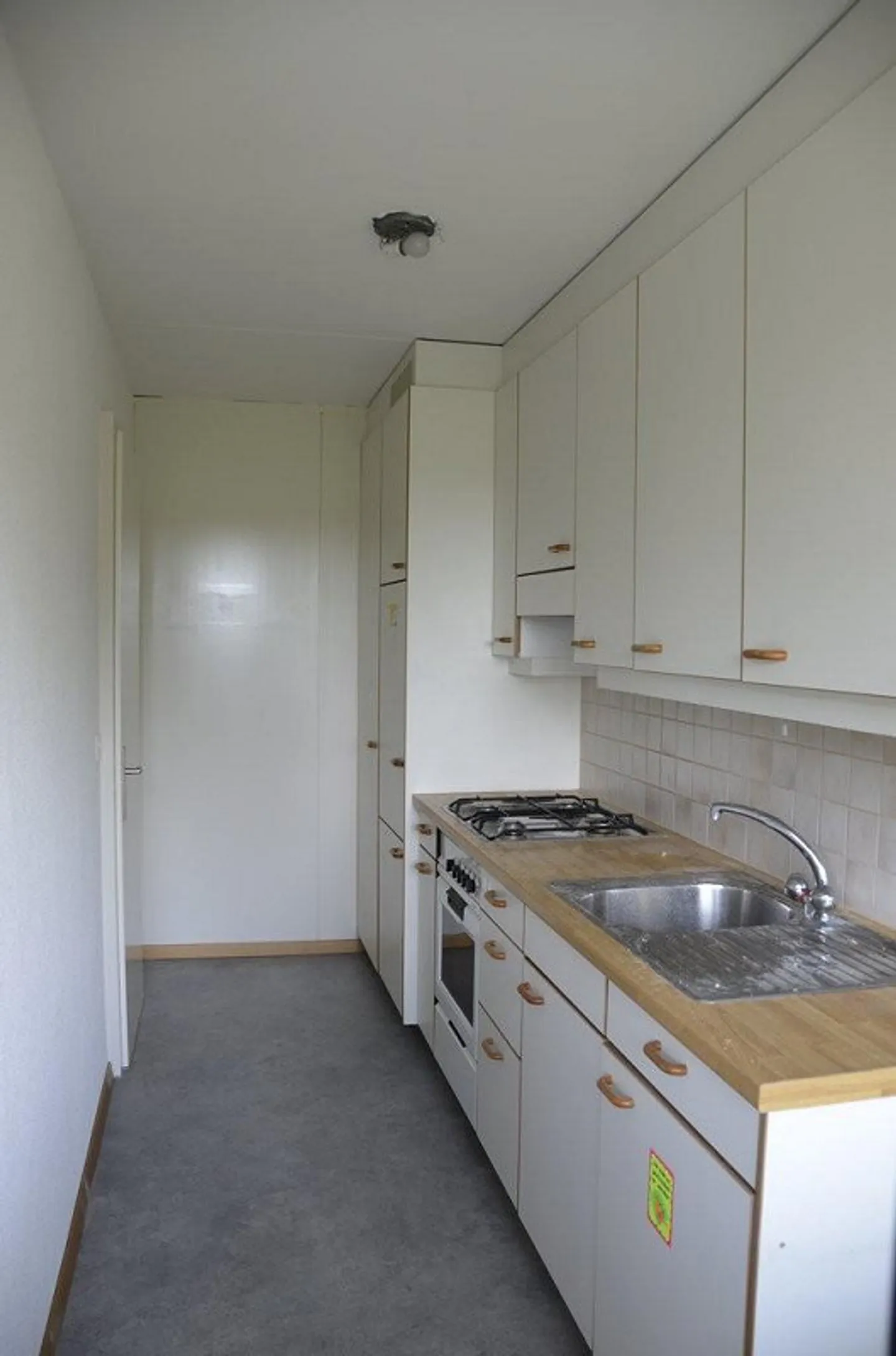 Appartamento accogliente di 2,5 stanze vicino a Westside - Foto 1 di 5