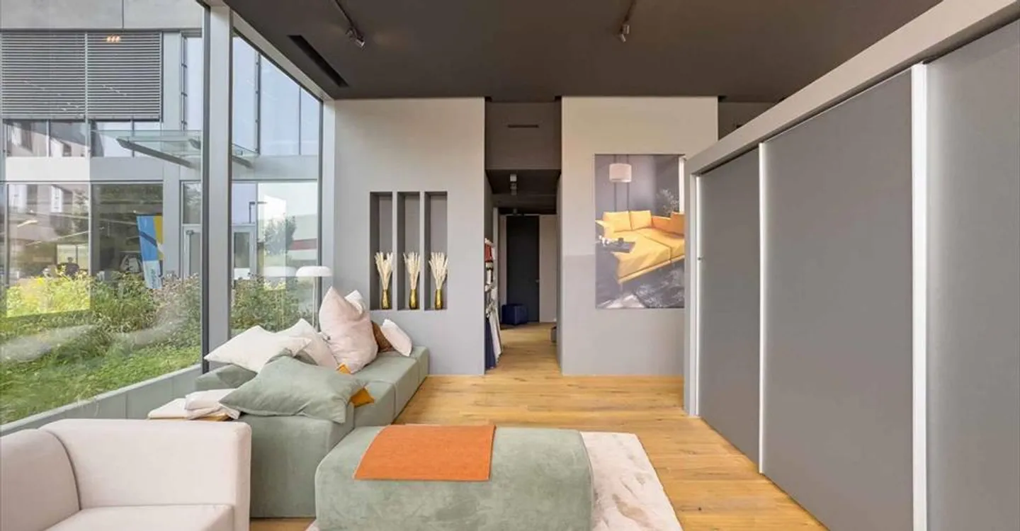 Shop for rent - Photo 5 of 8