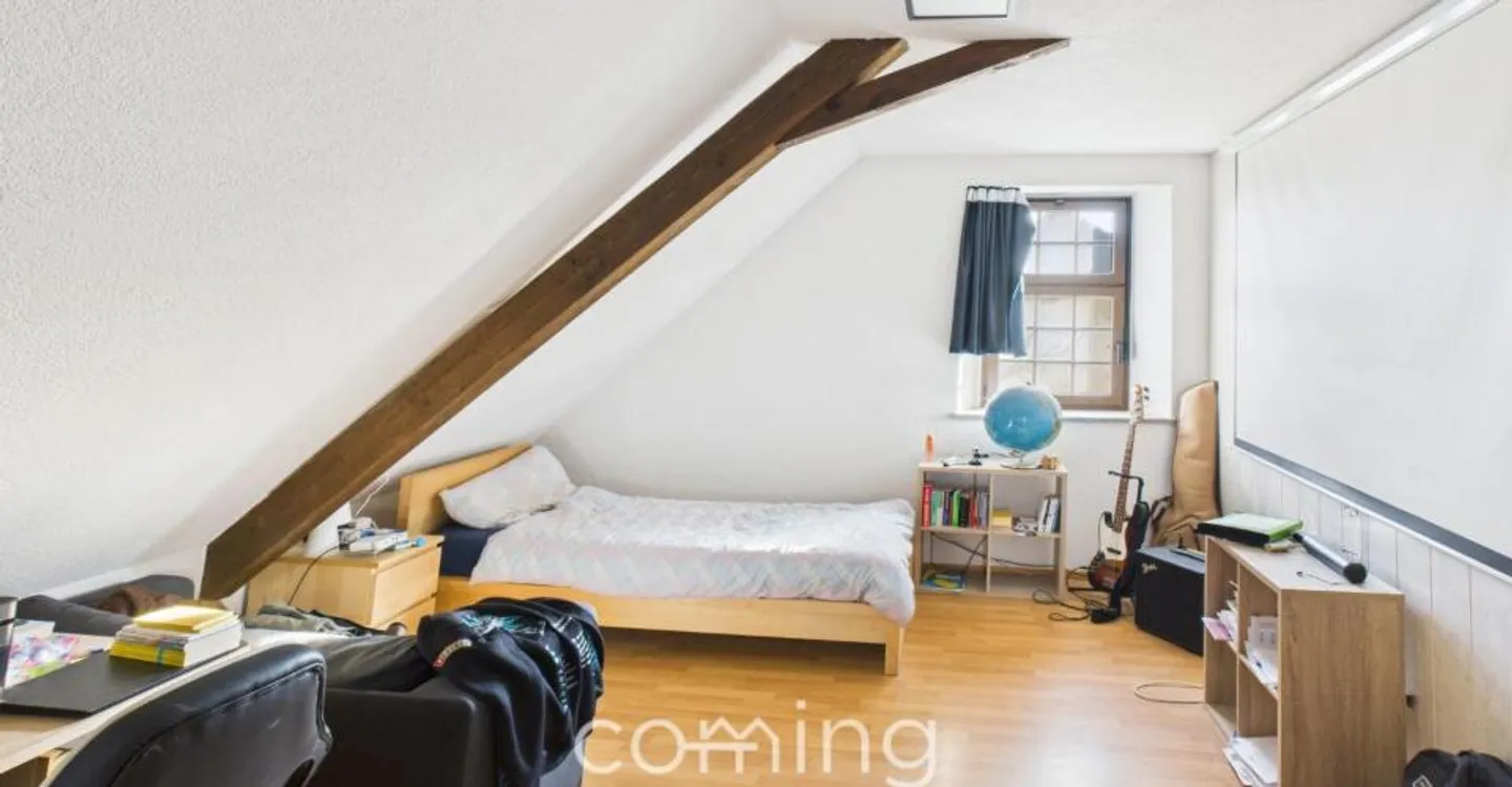 Appartement sous les combles spacieux de 4,5 pièces à Oensingen - avec espace sous les combles extensible et espace bureau supplémentaire - Photo 6 sur 11