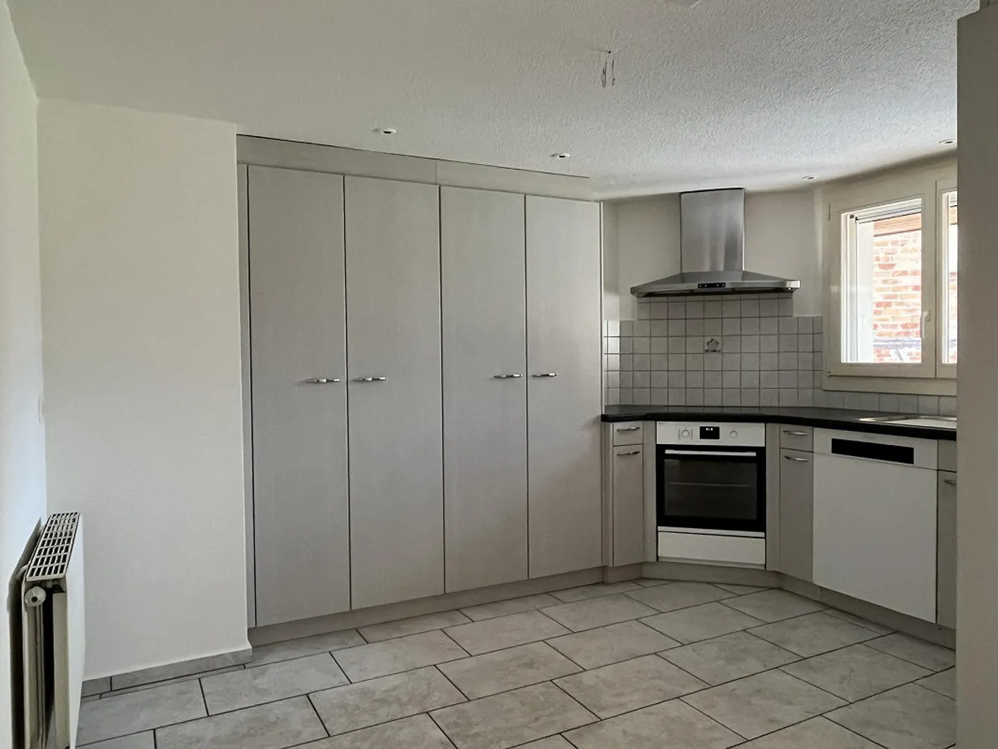 Charming 3.5-room apartment with heated winter garden - Photo 2 of 7