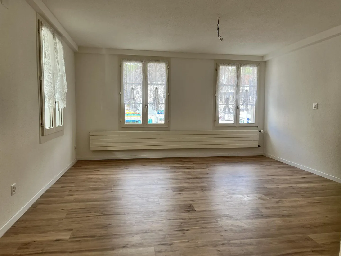 Charming 3.5-room apartment with heated winter garden - Photo 3 of 7