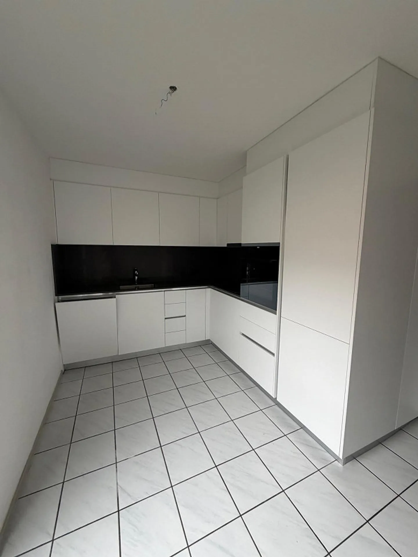 Modernes Apartment in Agno mit Balkon - Foto 3 von 12