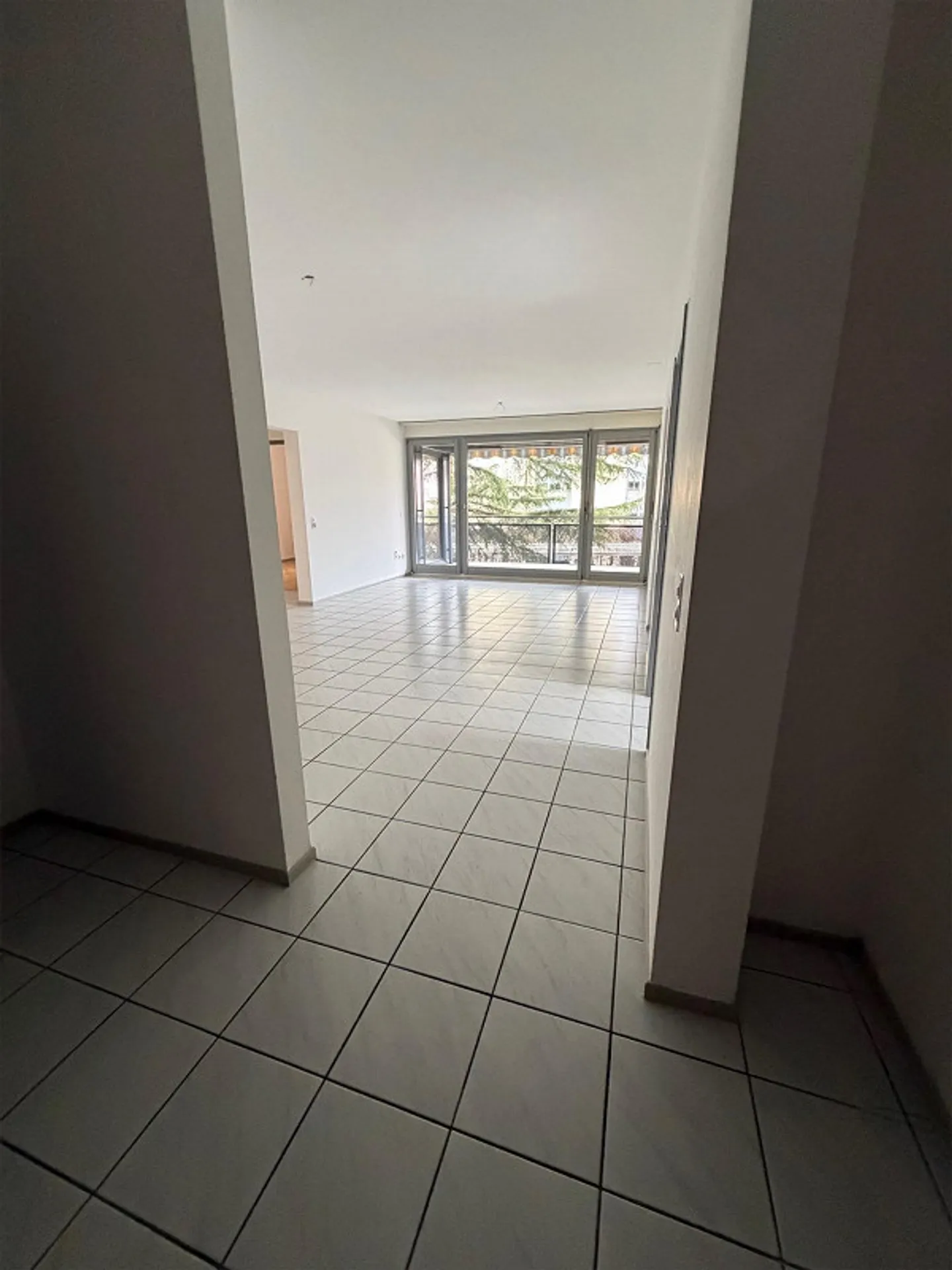 Modernes Apartment in Agno mit Balkon - Foto 11 von 12