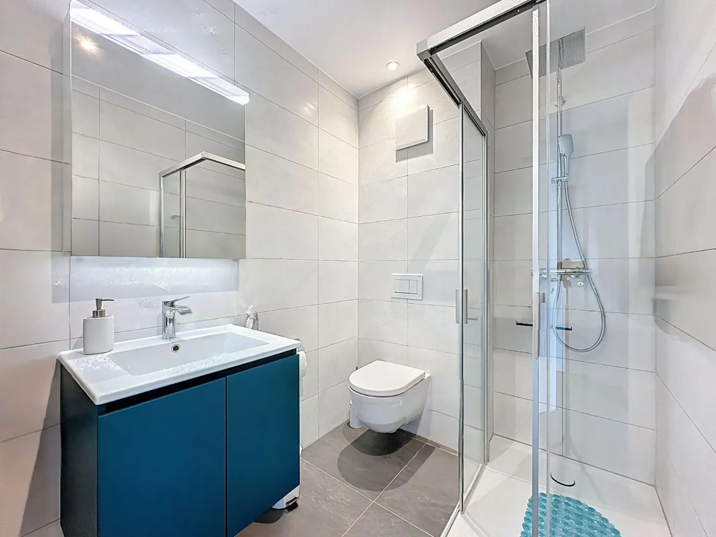 APPARTEMENT DUPLEX AVEC 5,5 CHAMBRES ET 2 BAINS BALCON - Photo 11 sur 11