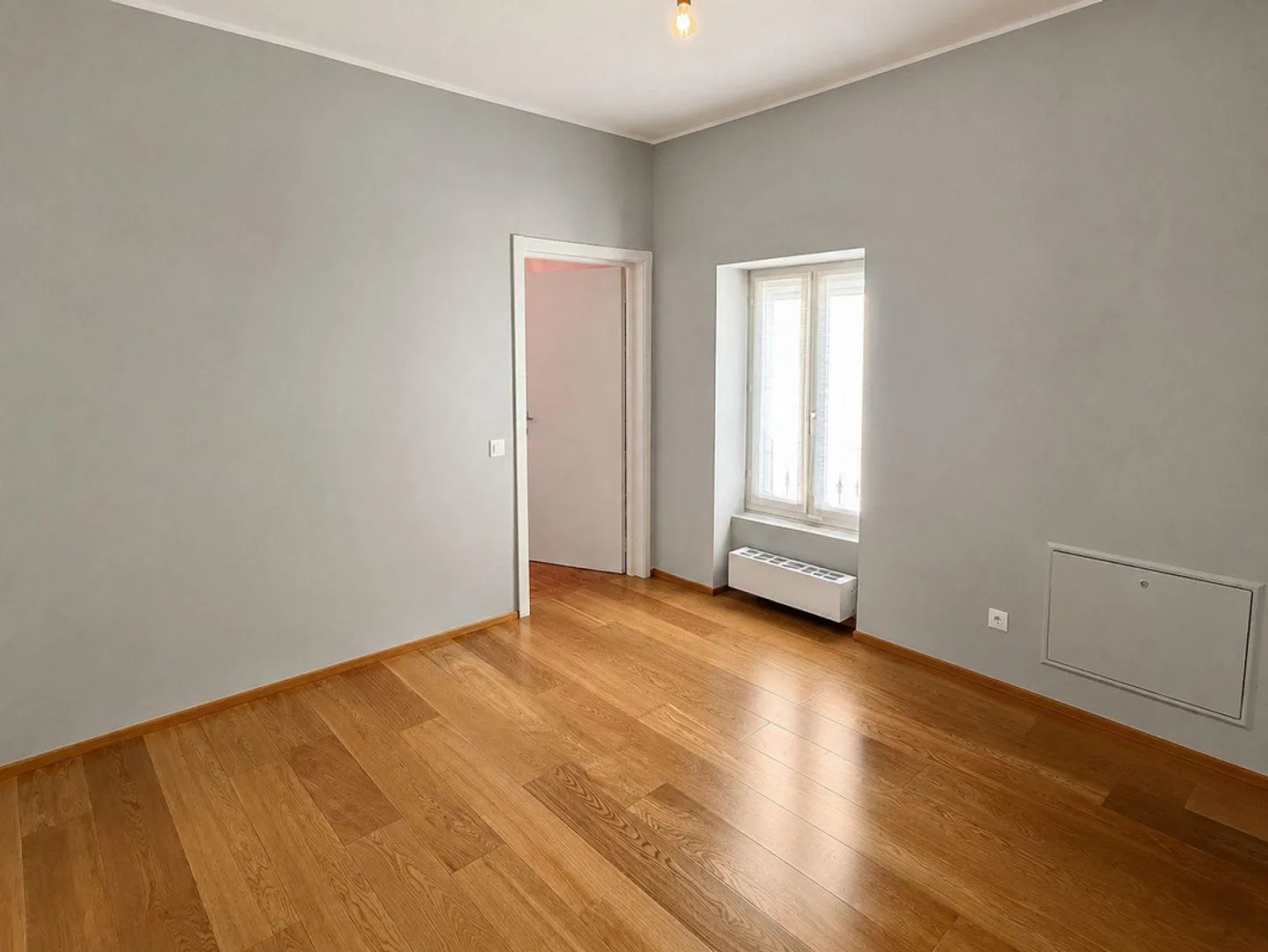 Elegantes Duplex mit Panoramablick auf den See - Foto 11 von 21