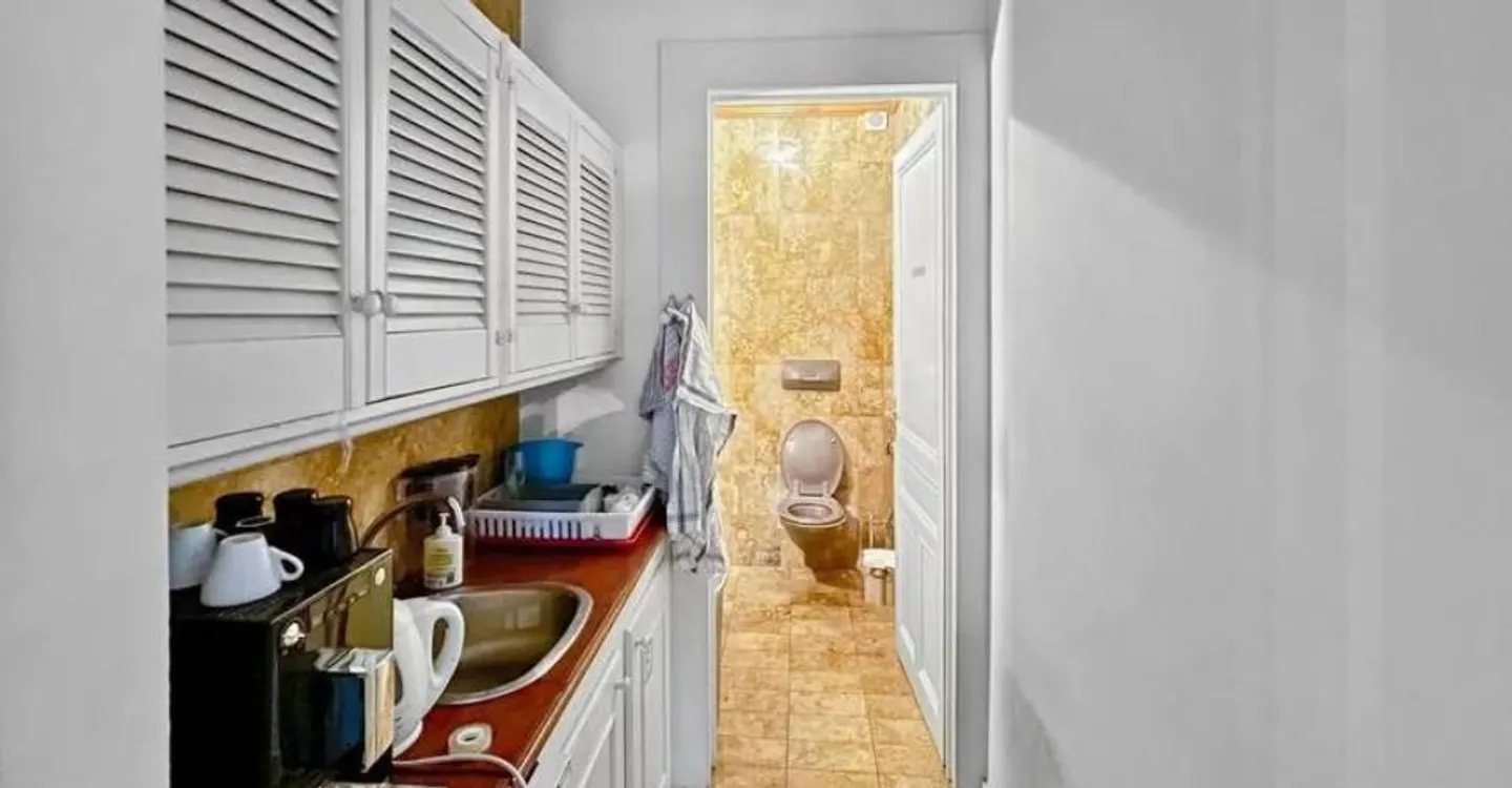 Haus mit 21 Zimmern - Foto 6 von 13