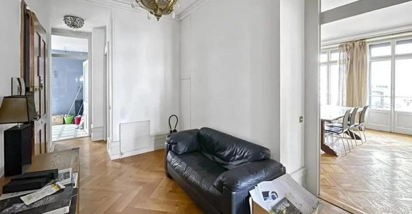Haus mit 21 Zimmern - Foto 8 von 13