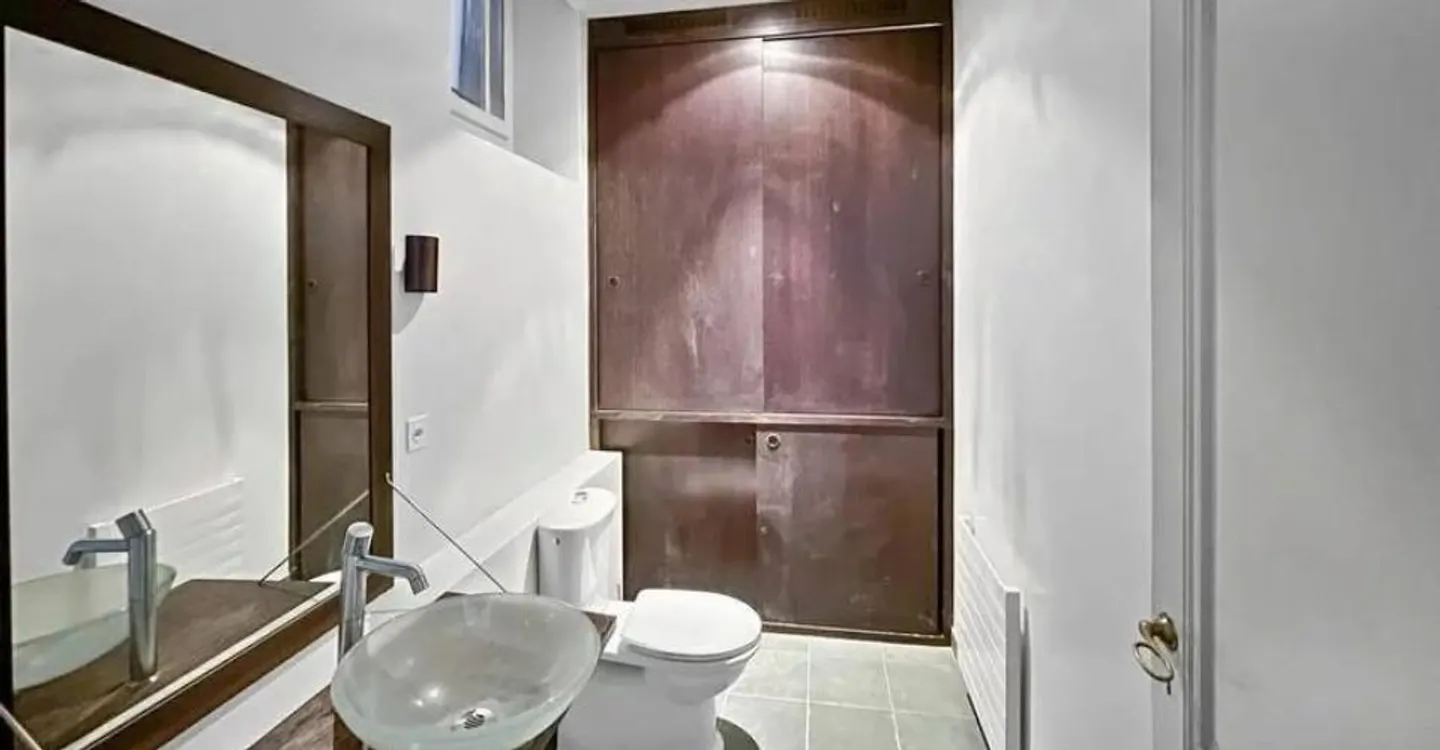 Haus mit 21 Zimmern - Foto 10 von 13