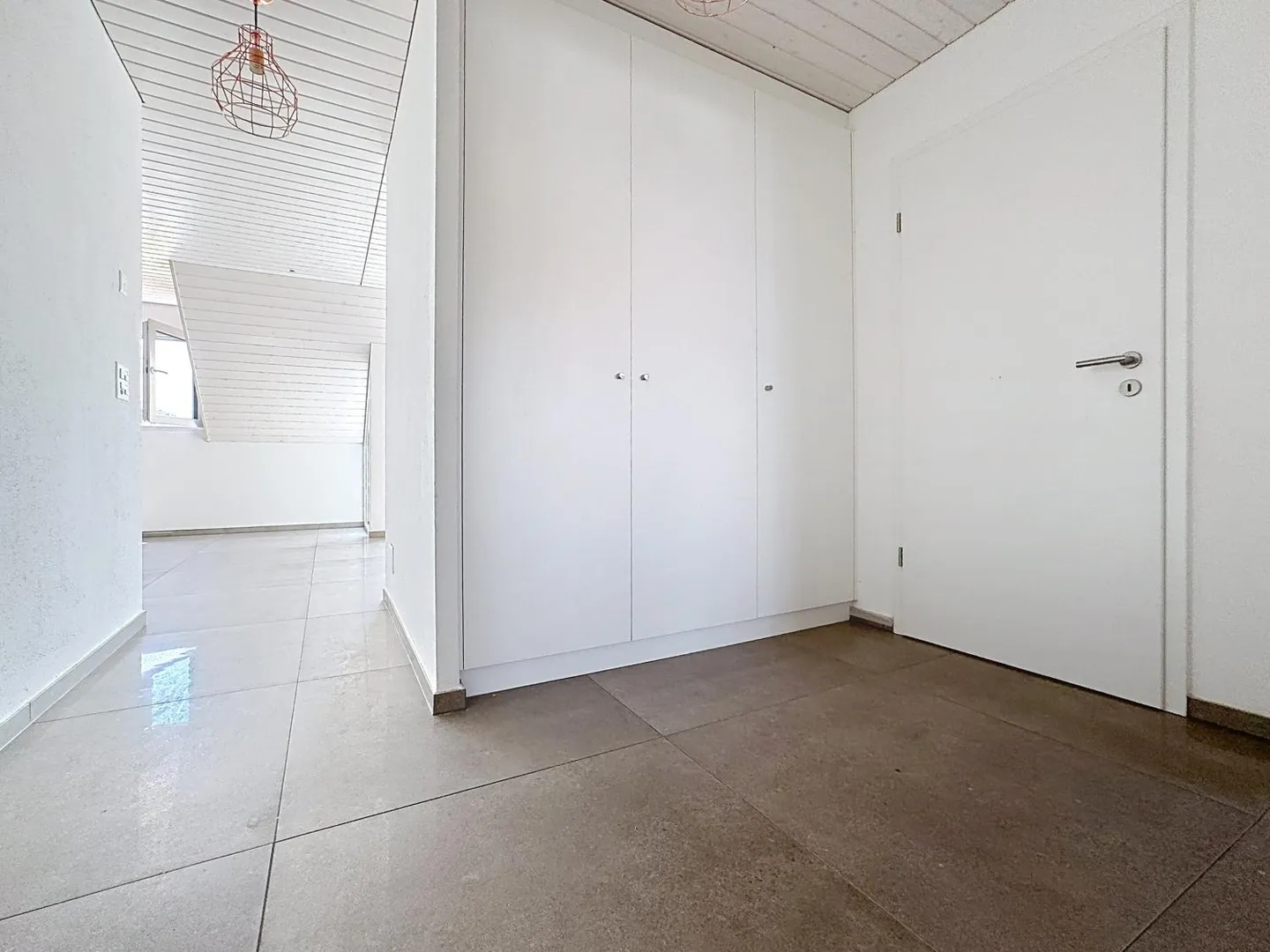 3.5 Room Apartment - Photo 7 of 8