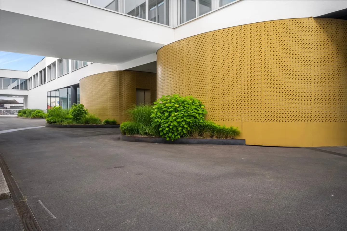 La tua nuova sede: Centrale, moderna e pronta per essere abitata - Foto 11 di 13