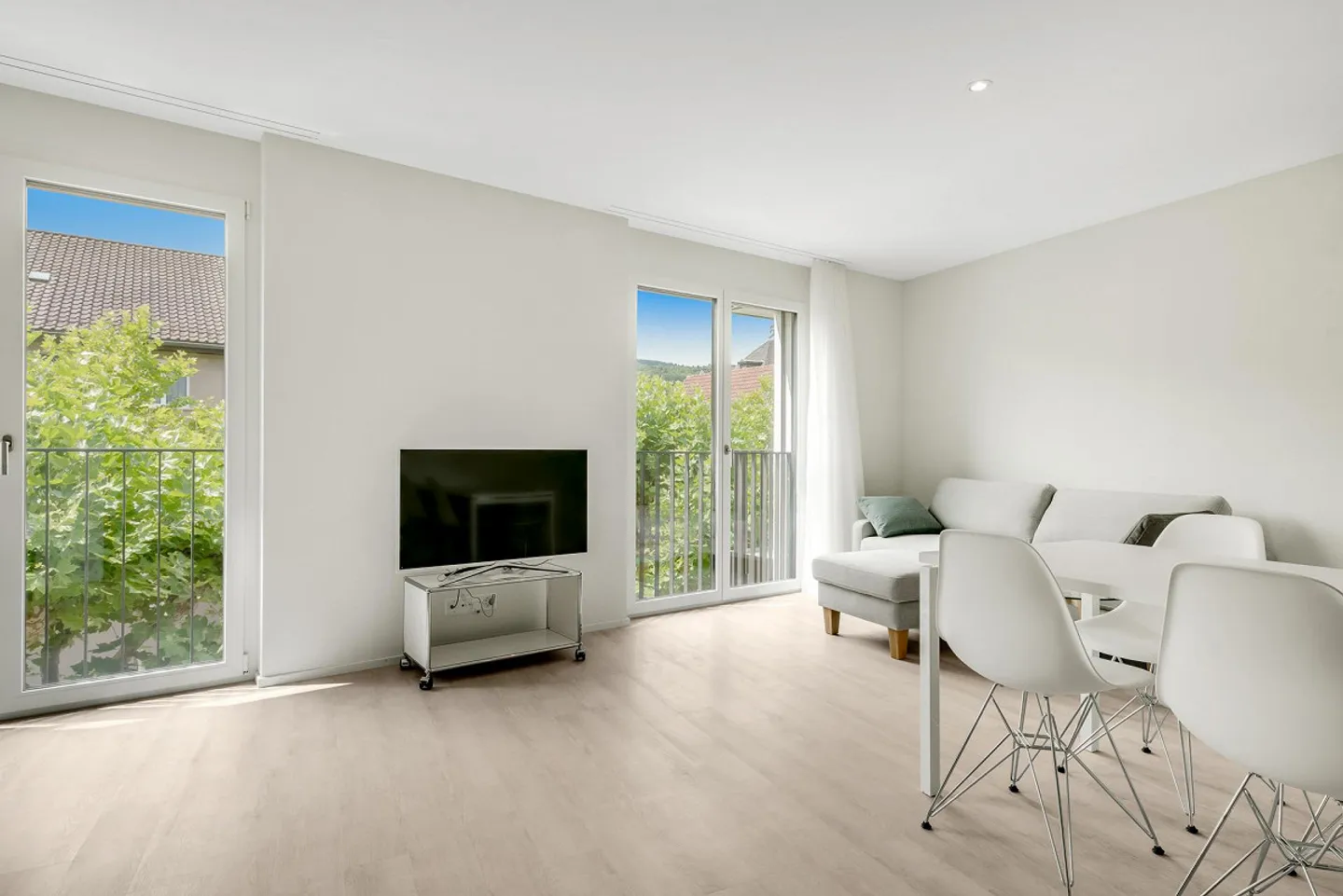 Moderne und möblierte Wohnung - Foto 2 von 5