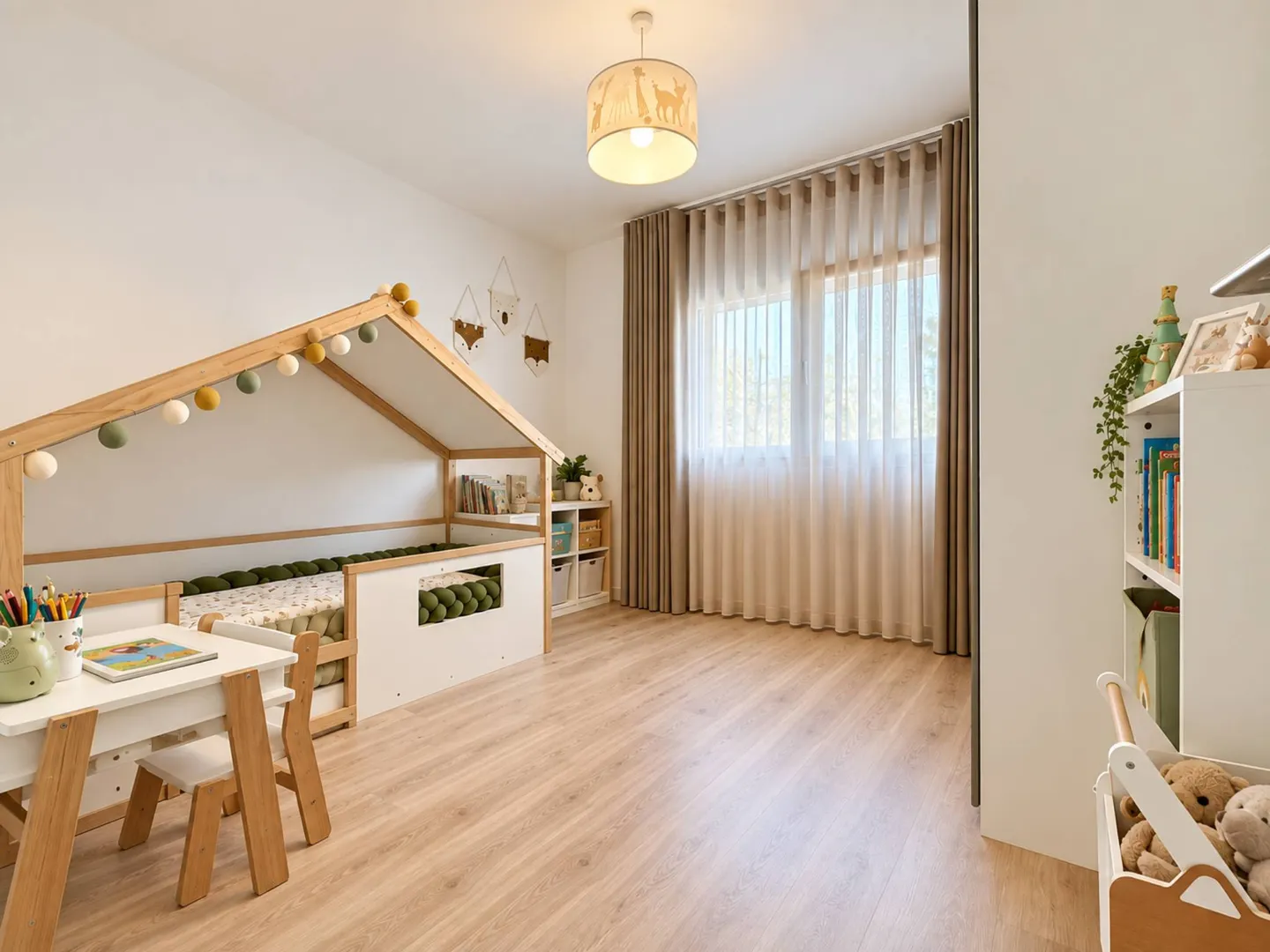 Contemporary Villa in Cuarny - Photo 7 of 13