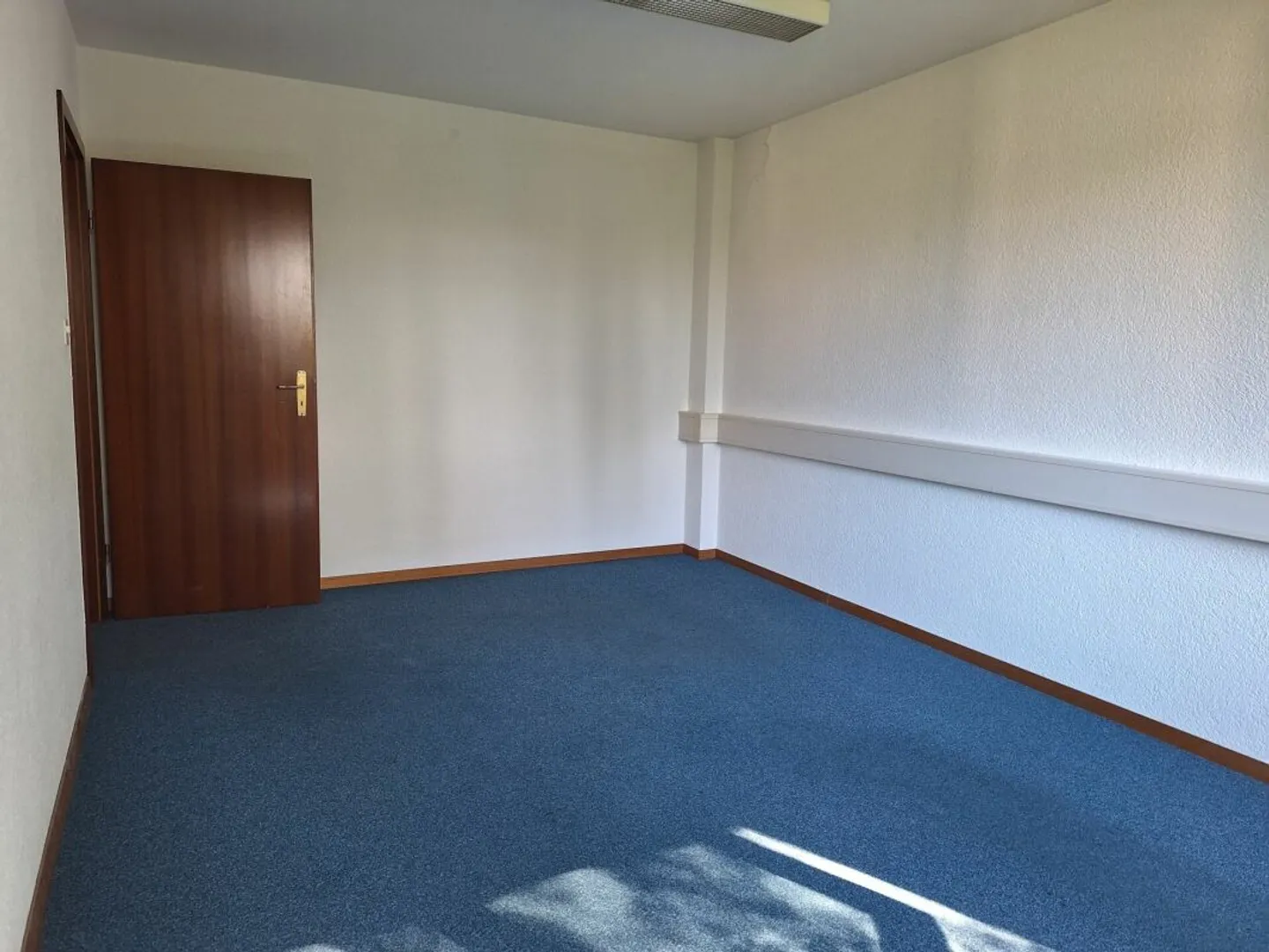 For rent: Commercial space in Boveresses 42 - Photo 3 of 8