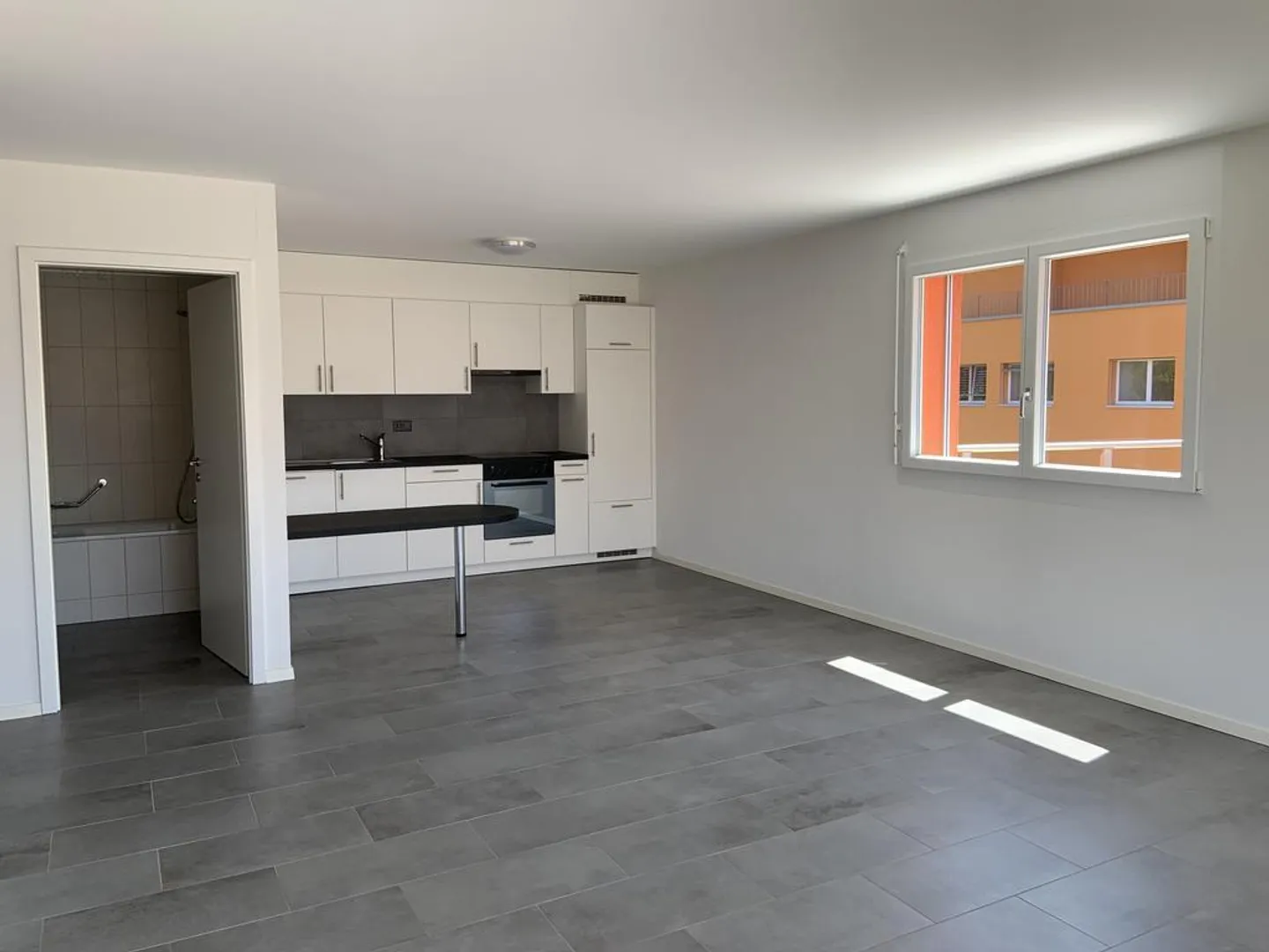 Schöne 2,5-Zimmer-Wohnung in der Nähe von Unil und EPFL - Foto 3 von 9