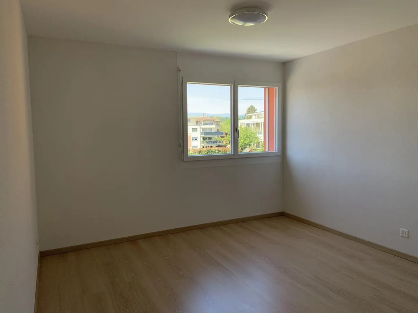 Schöne 2,5-Zimmer-Wohnung in der Nähe von Unil und EPFL - Foto 4 von 9