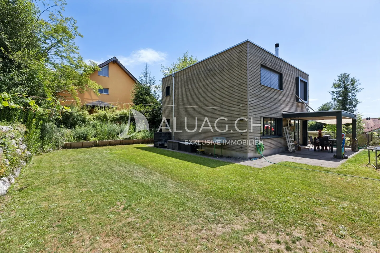 A DREAM HOME FOR THE WHOLE FAMILY - Photo 7 of 7