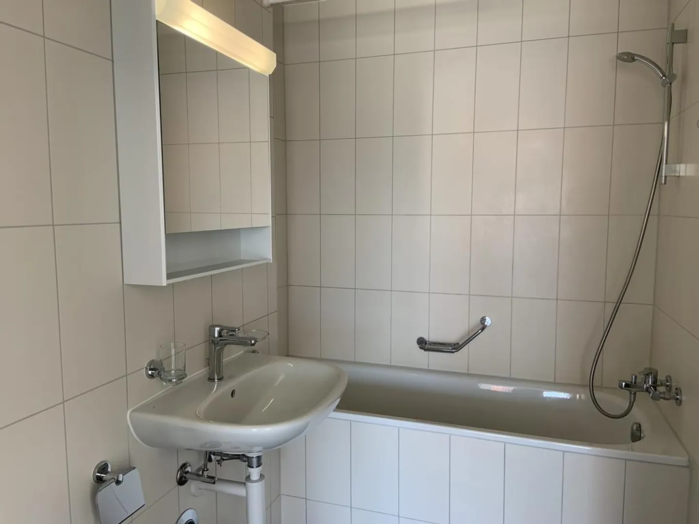 Schöne 2,5-Zimmer-Wohnung in der Nähe von Unil und EPFL - Foto 5 von 9