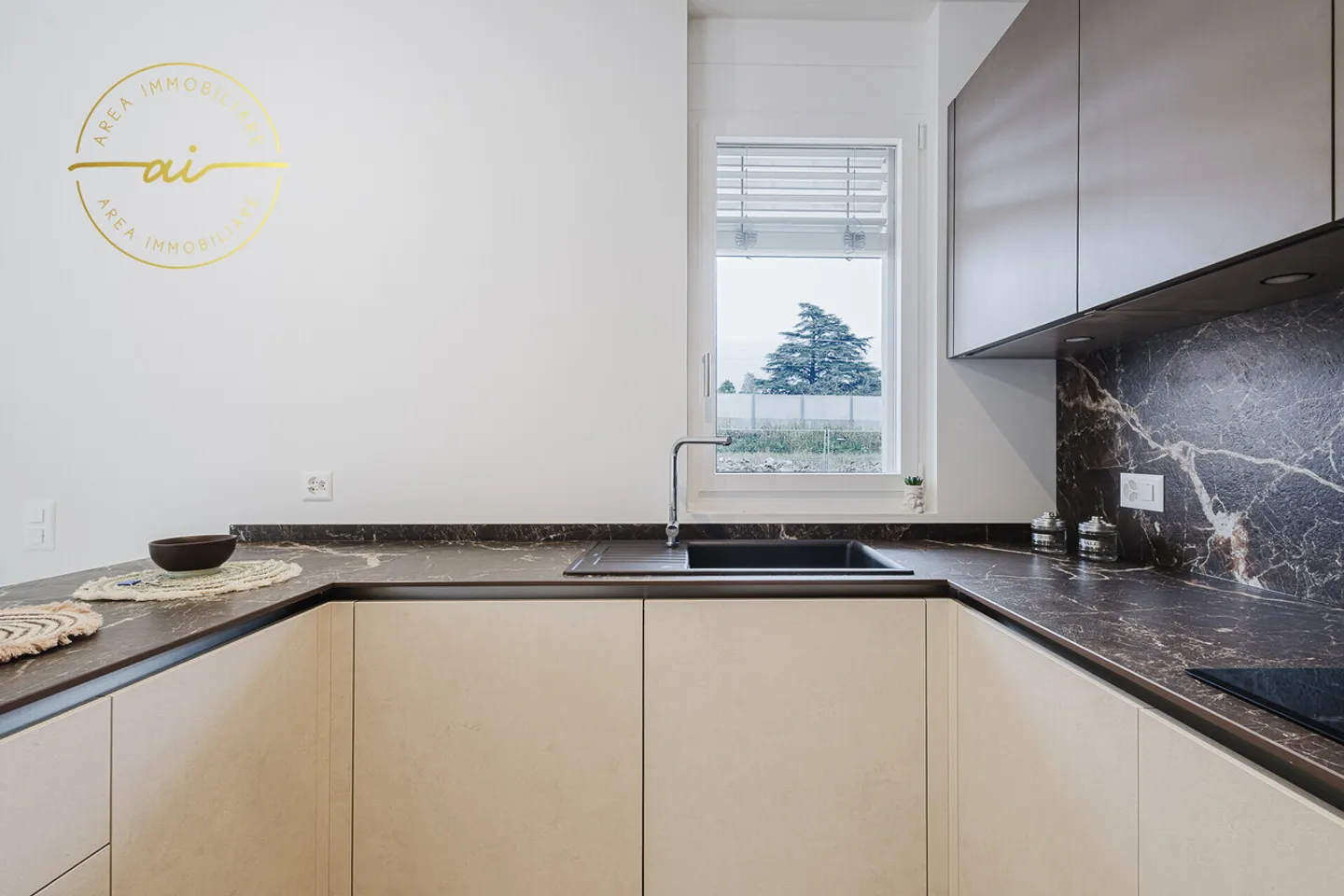 APPARTAMENTO 3.5 LOCALI CON GIARDINO DI NUOVA COSTRUZIONE - Foto 12 di 13