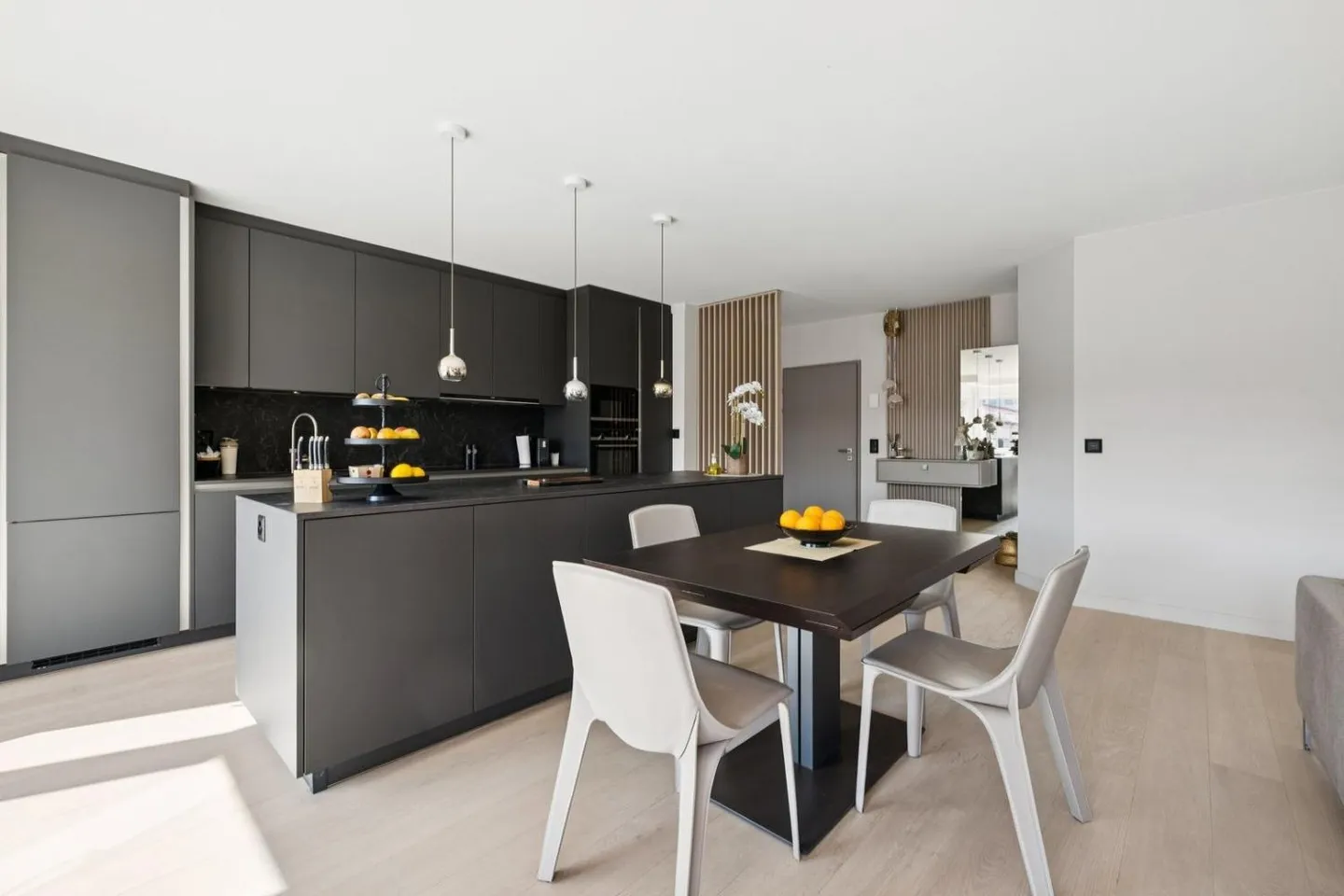 Renoviertes Apartment in Nyon - Foto 3 von 13