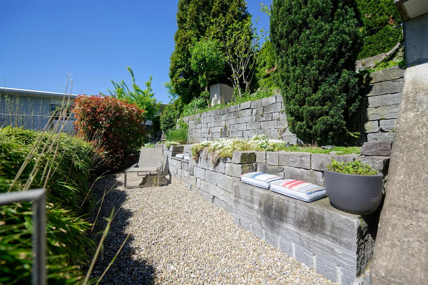 Exclusive Terrace House with Far-Reaching Views - Photo 9 of 9