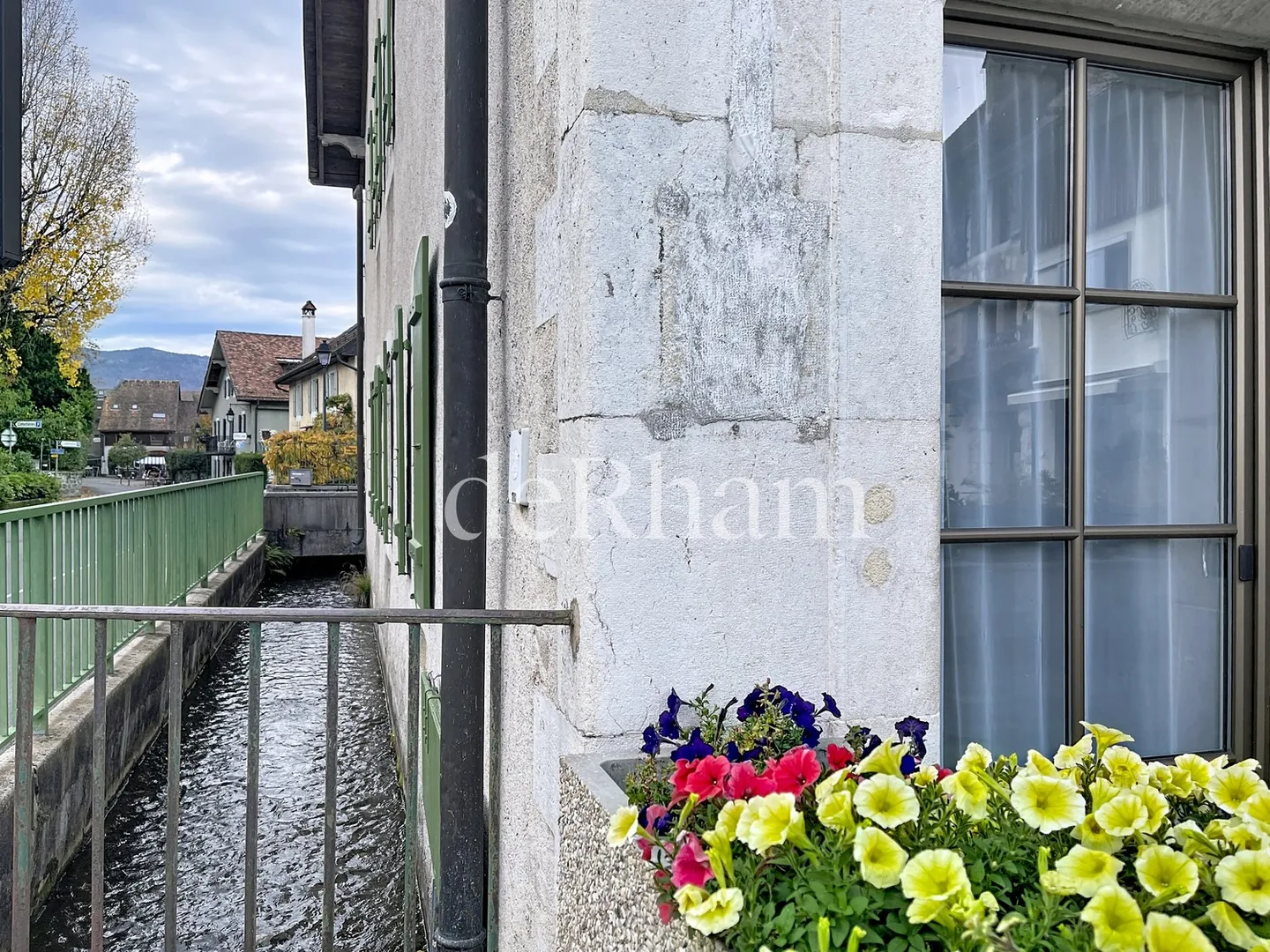 Wunderschöne 4.5 im Erdgeschoss mit privater Terrasse - Foto 10 von 13