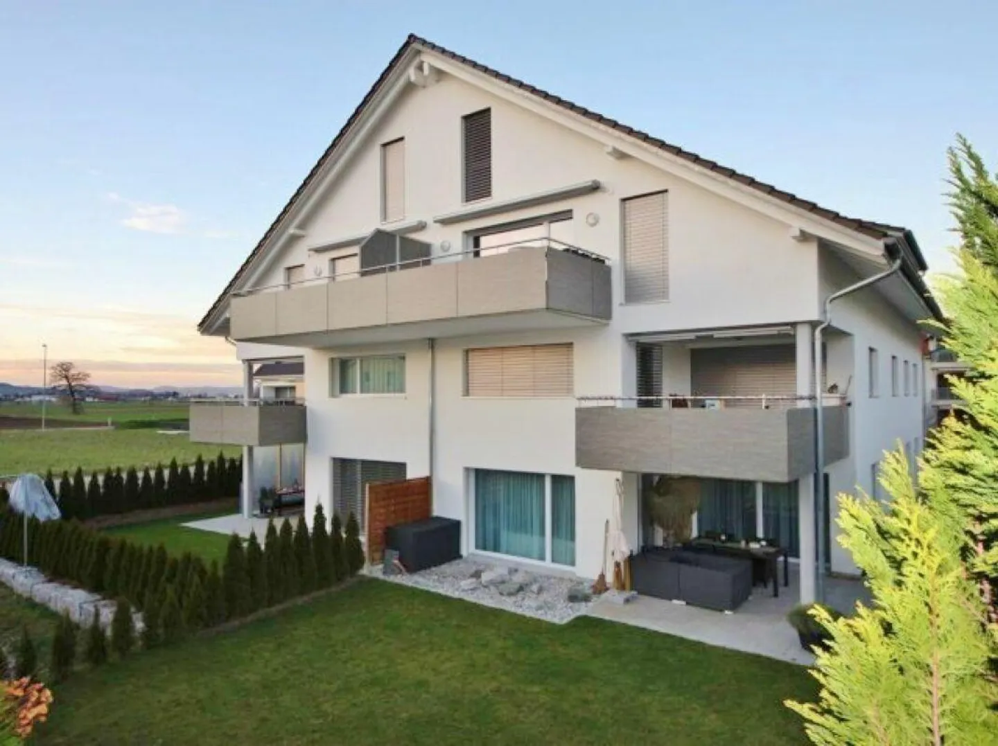 Appartement en duplex spacieux et moderne - Vie élégante - Photo 1 sur 8