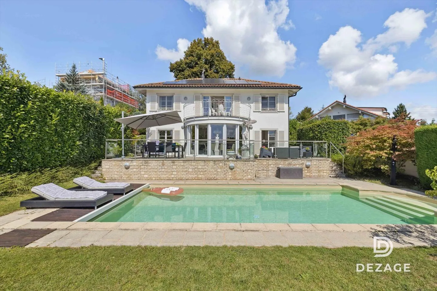 Geräumige Familienvilla in ruhiger Lage mit Blick auf die Alpen, Pool und Wellnessbereich - Foto 6 von 13