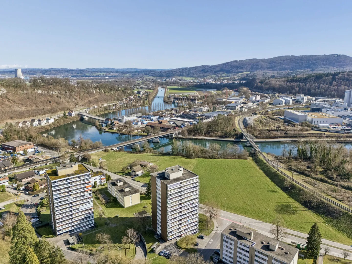 Modern 4.5-room apartment with panoramic view - Photo 7 of 14