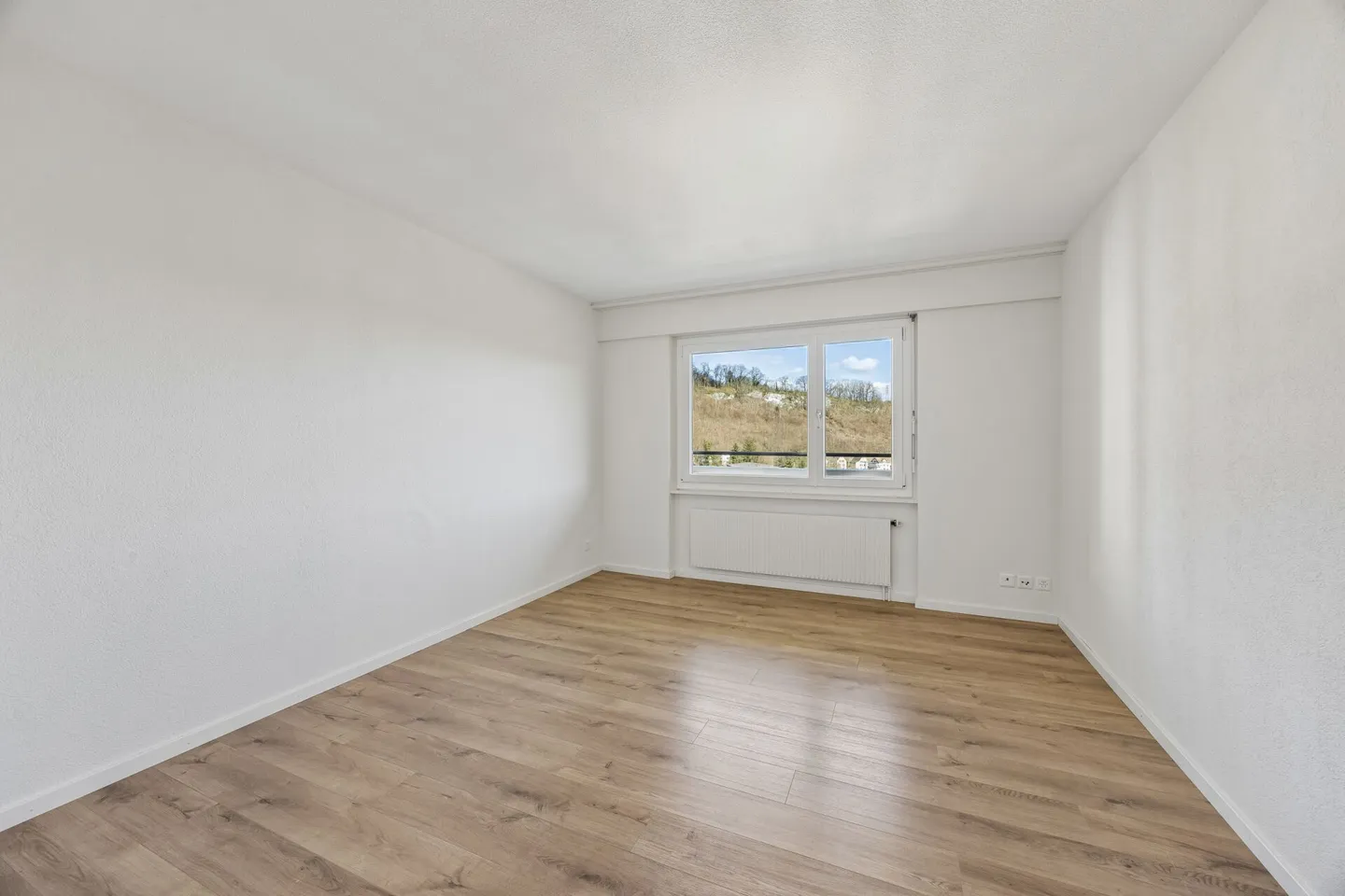 Modern 4.5-room apartment with panoramic view - Photo 9 of 14