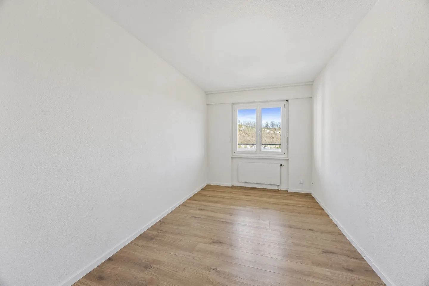 Modern 4.5-room apartment with panoramic view - Photo 13 of 14