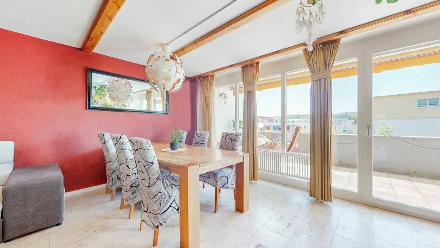 Appartamento duplex di 5,5 locali in posizione attraente - Foto 2 di 7