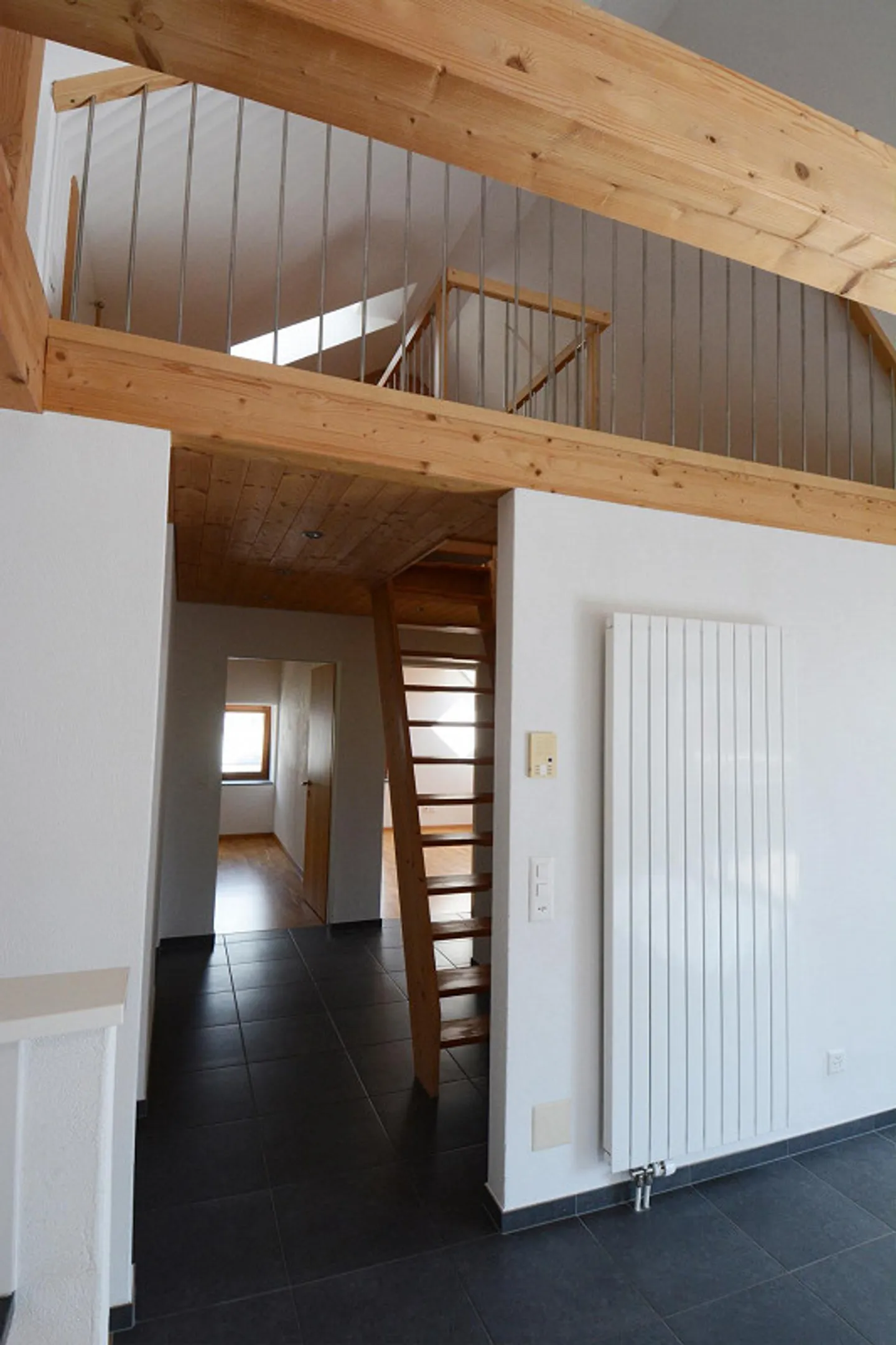 4.5 Room Attic Apartment - Photo 5 of 14