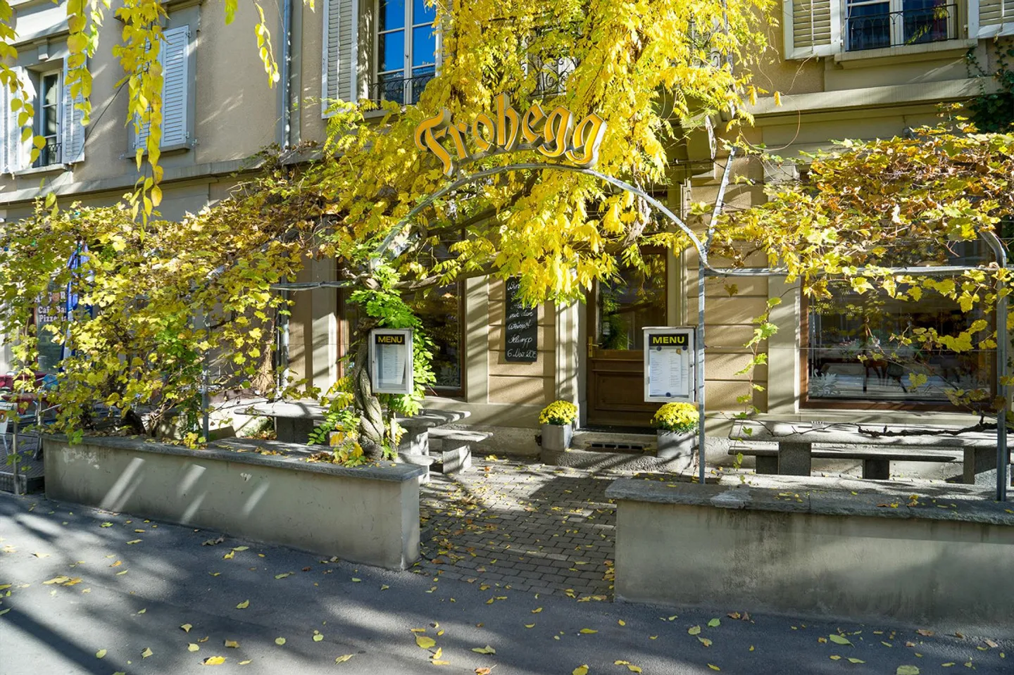 Charming restaurant with outdoor terrace on Belpstrasse - Photo 4 of 30