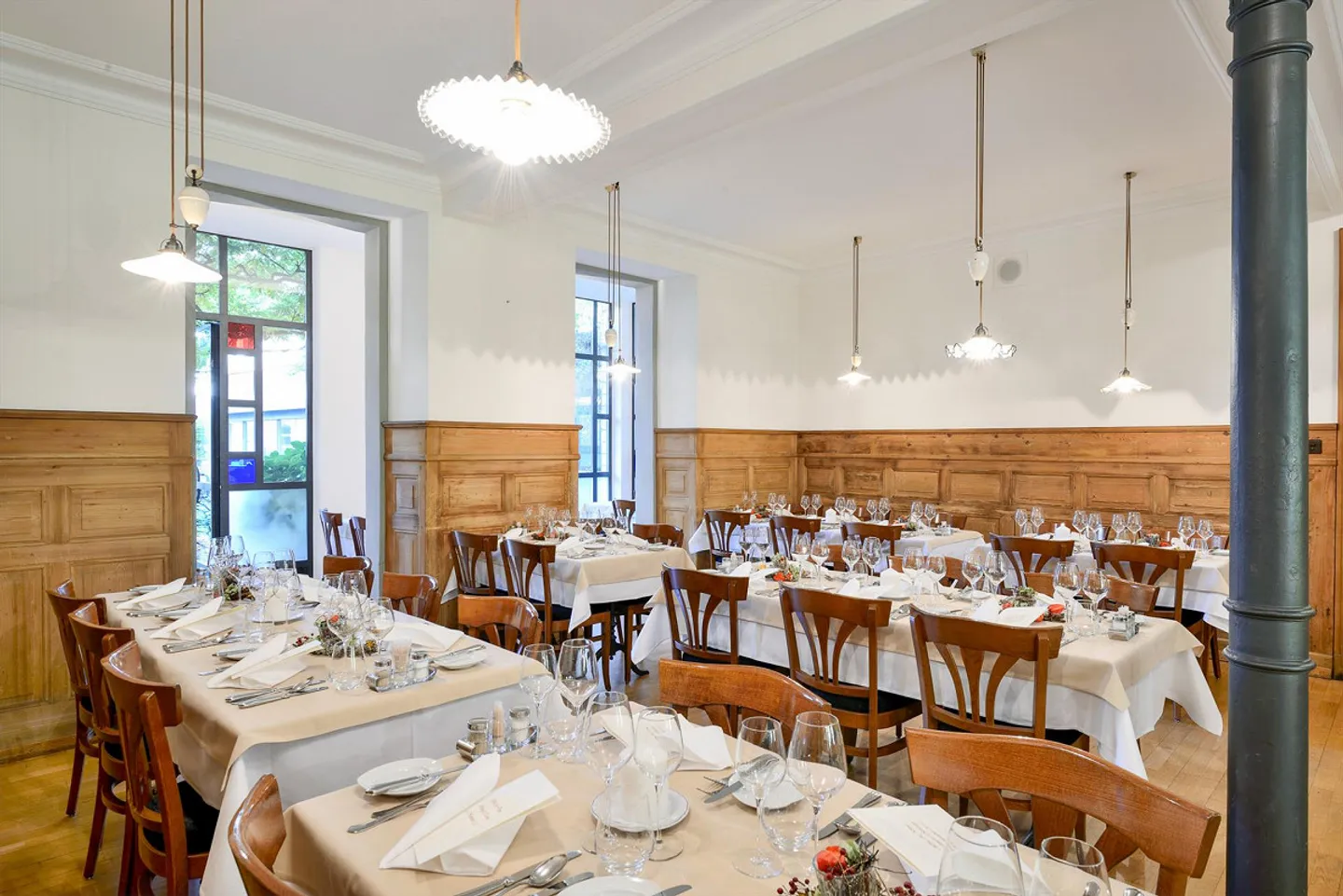 Charming restaurant with outdoor terrace on Belpstrasse - Photo 11 of 30