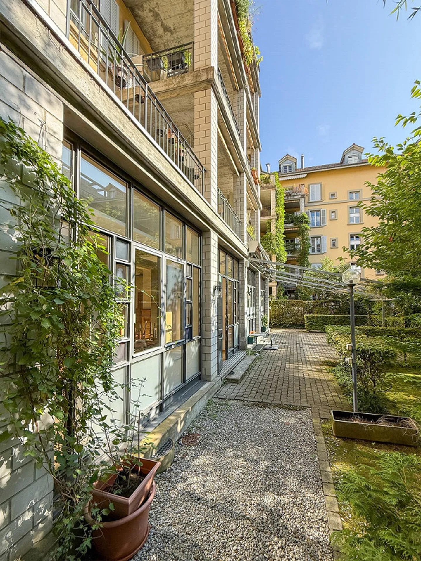 Charming restaurant with outdoor terrace on Belpstrasse - Photo 22 of 30