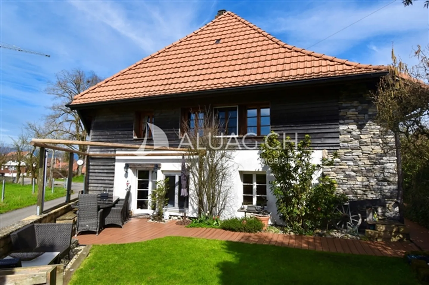 RENOVATED CUSTOM HOUSE AS IDYLLIC OASIS - Photo 2 of 16