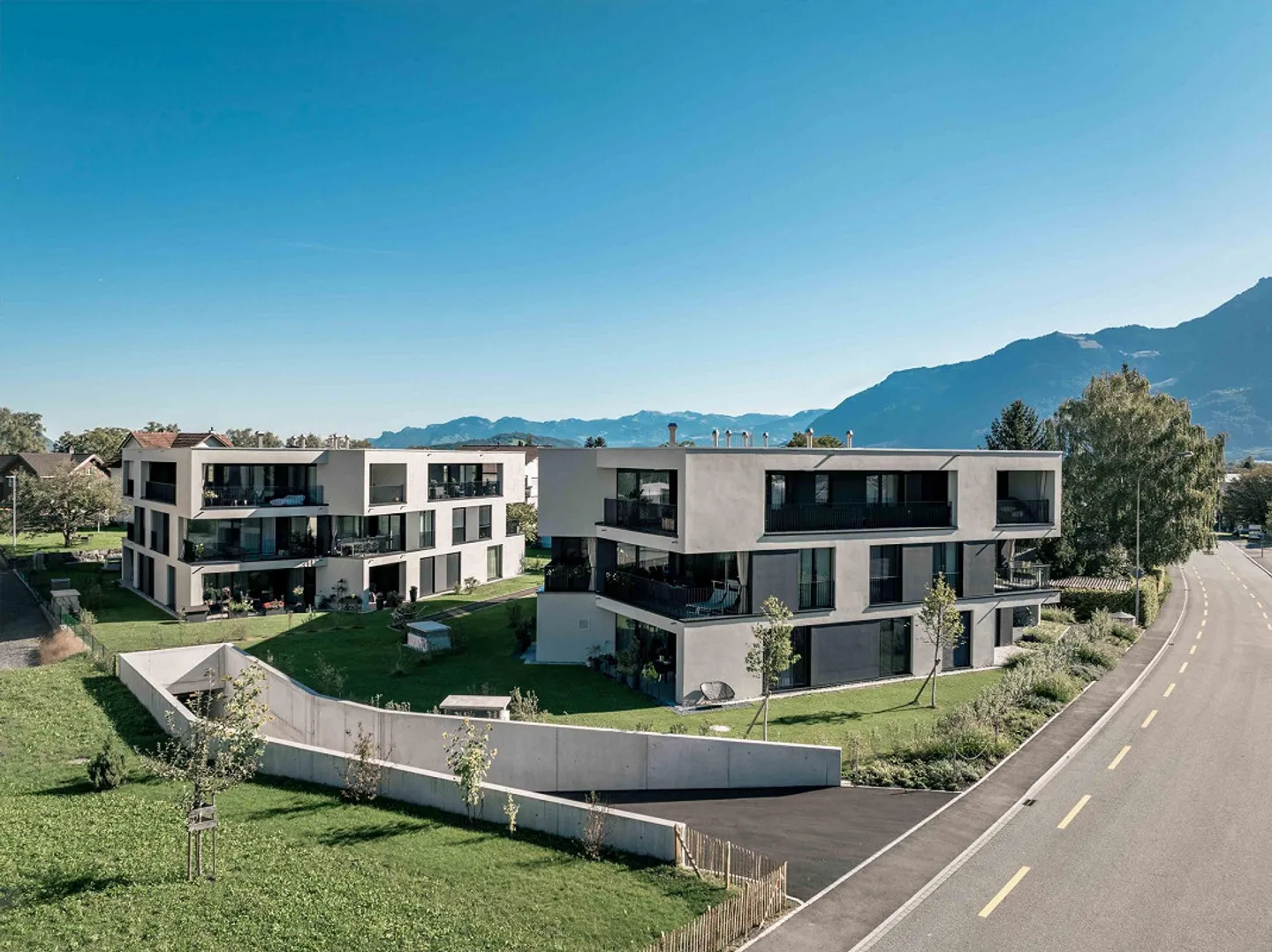 Einzigartige 2.5-Zimmerwohnung in Grabs - Foto 1 von 9