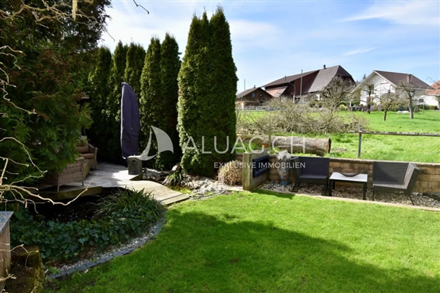 RENOVATED CUSTOM HOUSE AS IDYLLIC OASIS - Photo 16 of 16