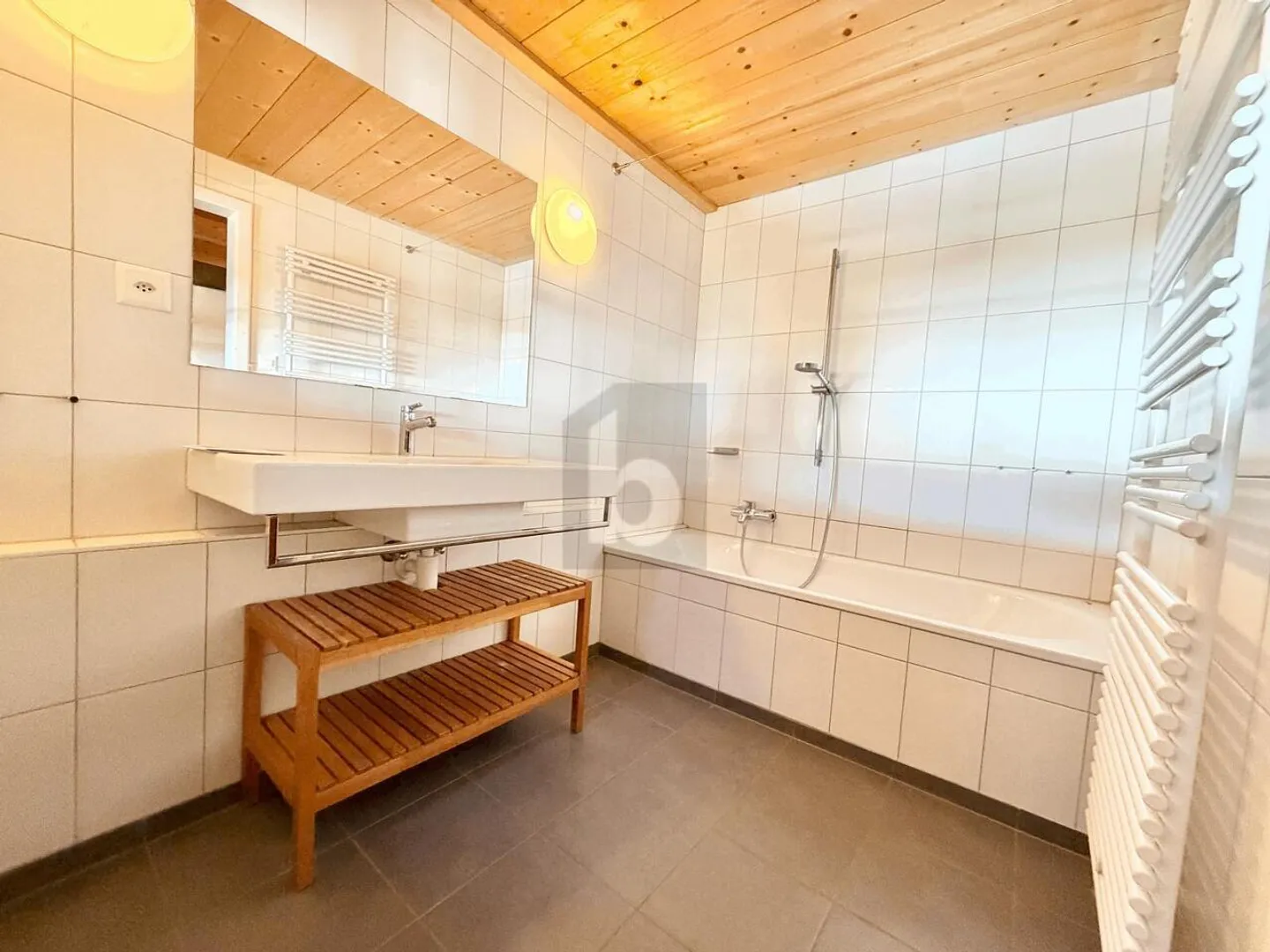 Charming with History, Timber House with Garden - Photo 4 of 6