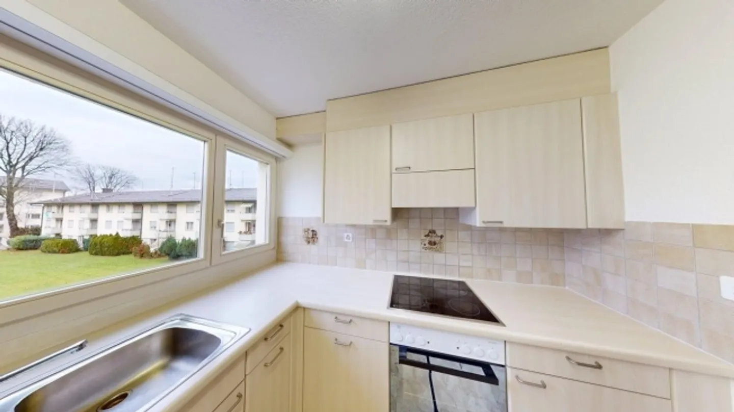 Appartement lumineux de 5 pièces à louer temporairement à Zürich-Oerlikon (jusqu'au 31.03.2027) - Photo 2 sur 12