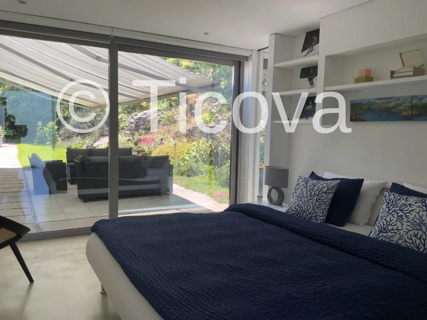 Exclusive Villa with Lake View - Photo 6 of 16