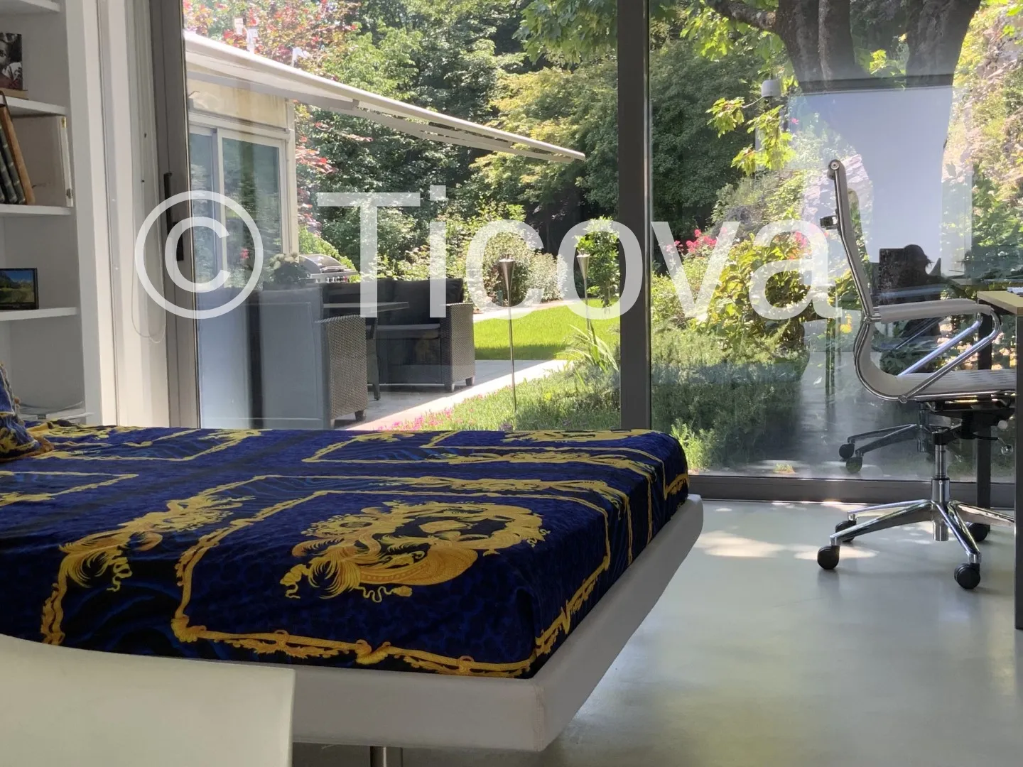Exclusive Villa with Lake View - Photo 7 of 16
