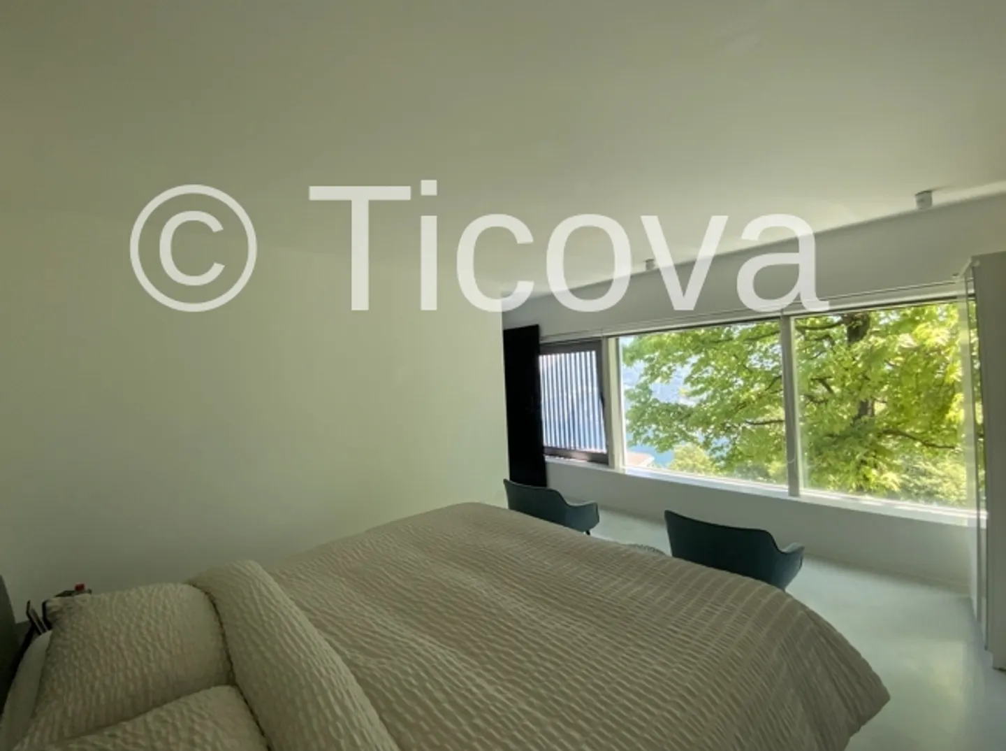 Exclusive Villa with Lake View - Photo 12 of 16